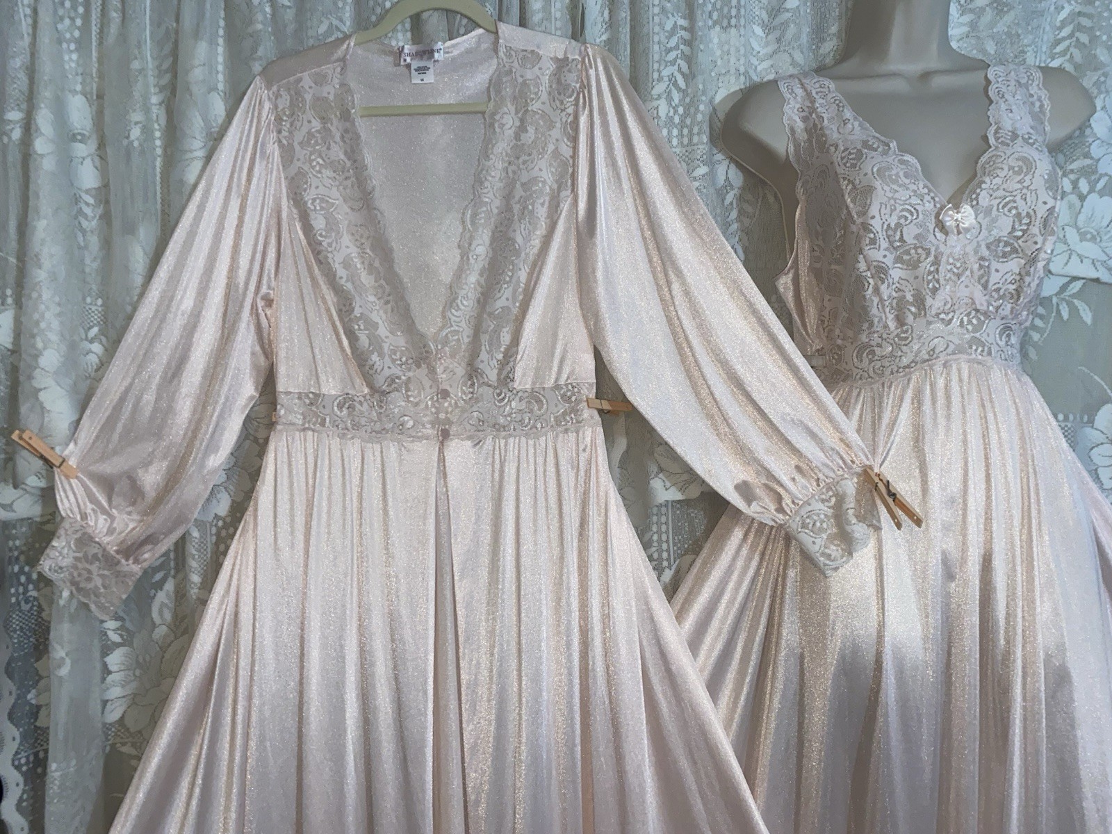 VTG 1X Shadowline Precious PINK SILKY Nylon Peignoir Robe Nightgown olga esque