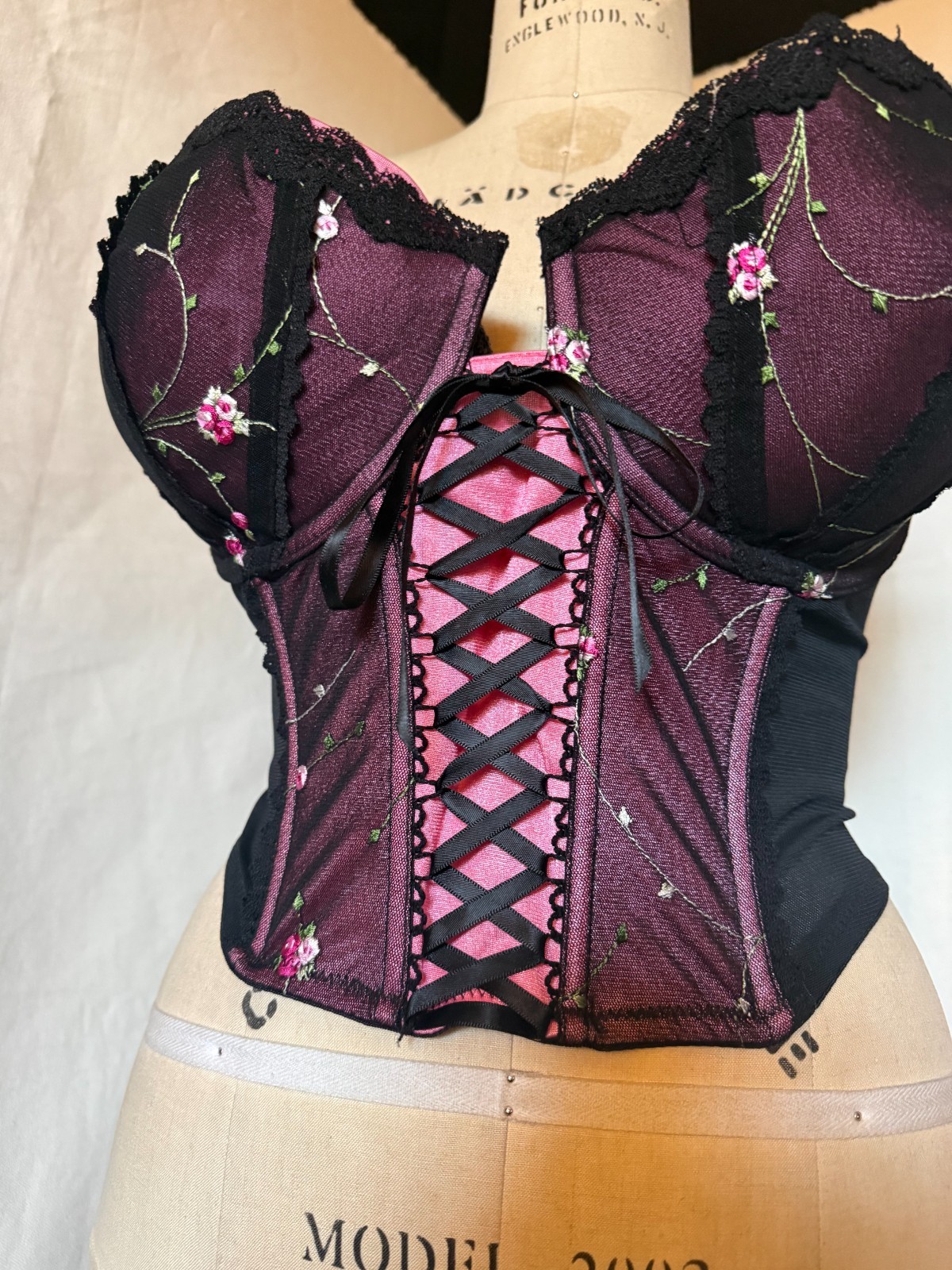 LACE FRONT CORSET BUSTIER « ENCHANTED » SHEER BLACK NYLON w EMBROIDERED CUPS 42DD