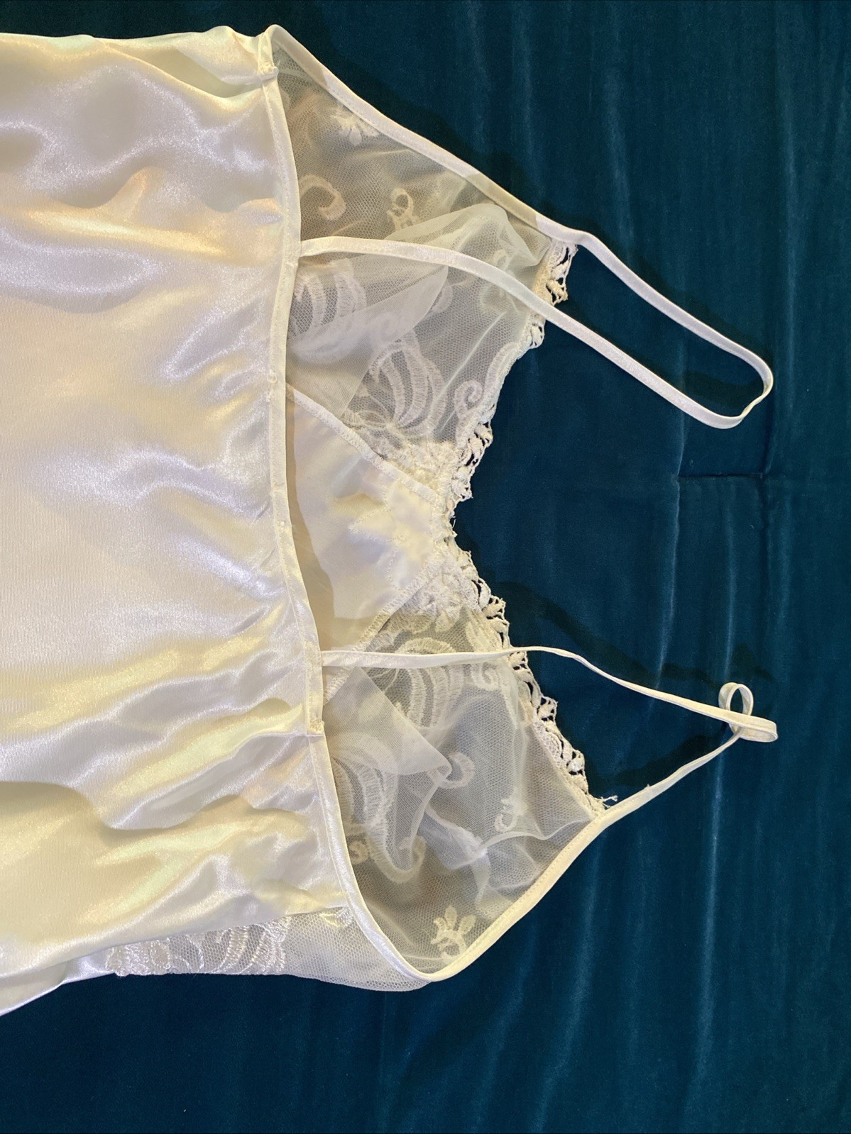 Vintage Val Mode Size S Ivory Polyester Satin With Lace