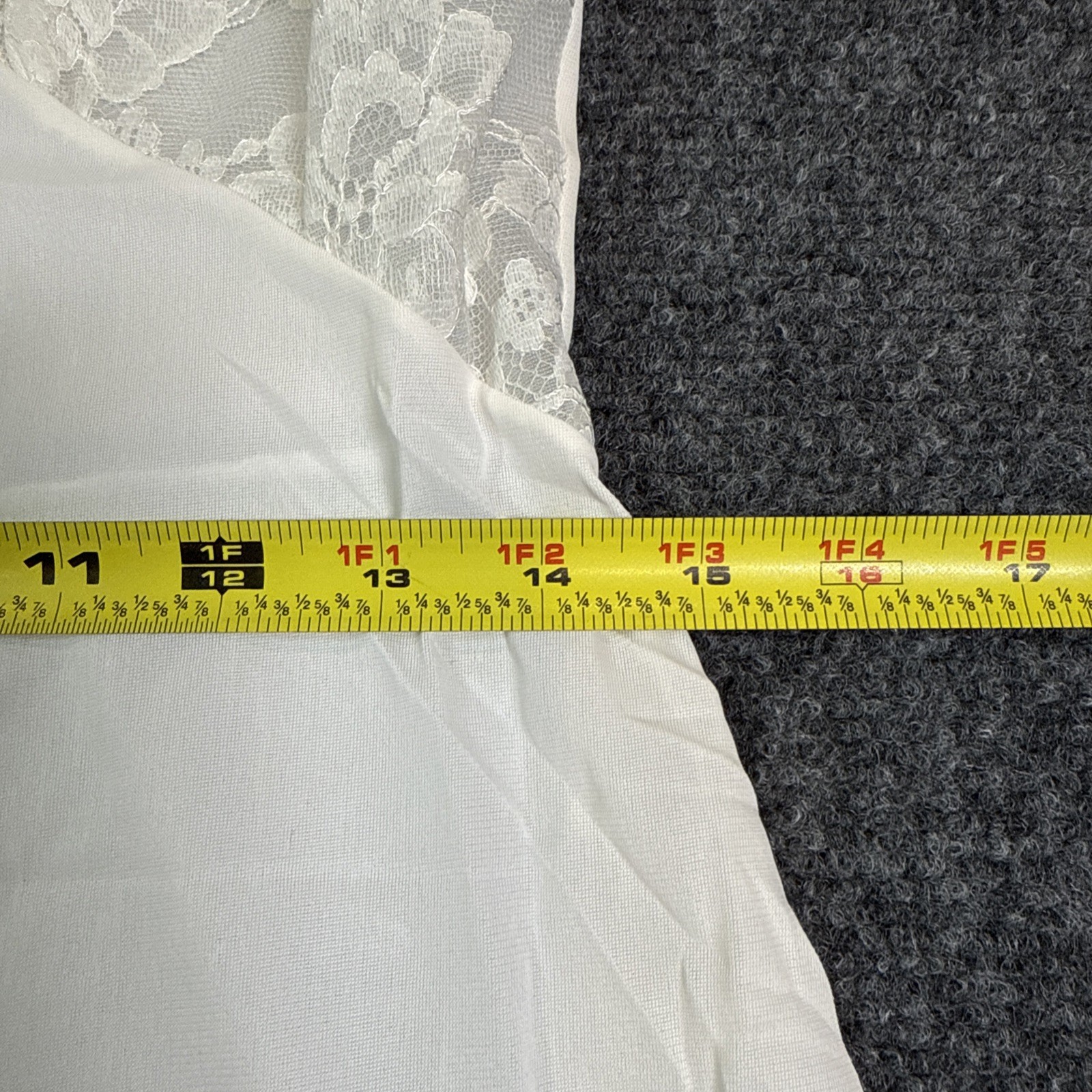 Vintage Lace Trim Pembrooke 36R 1960/70&rsquo;s Mid Century Slip Coquette White Nylon