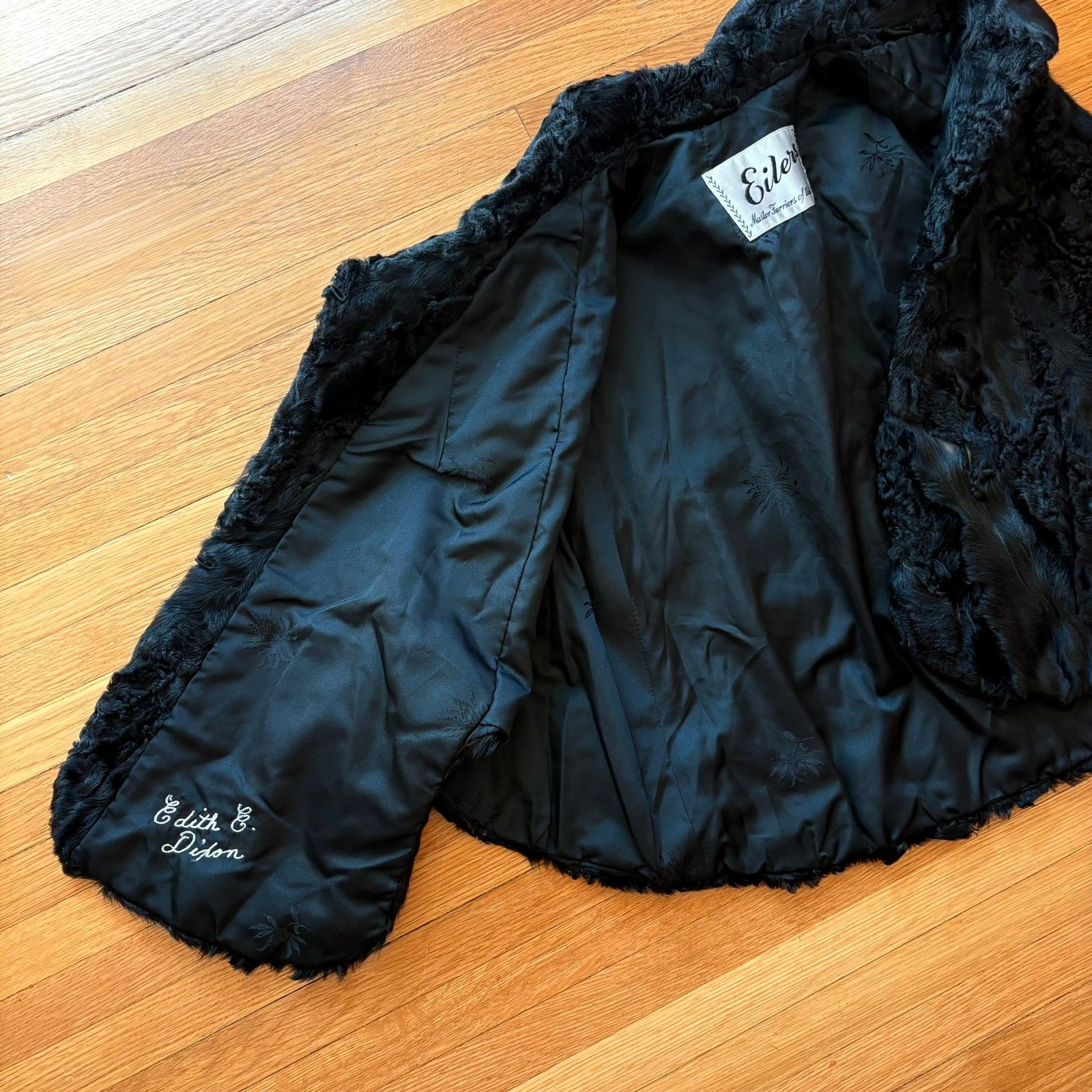 Eilers Vintage 1950s Black Persian Lamb Fur Capelet Portrait Collar Karakul Cape