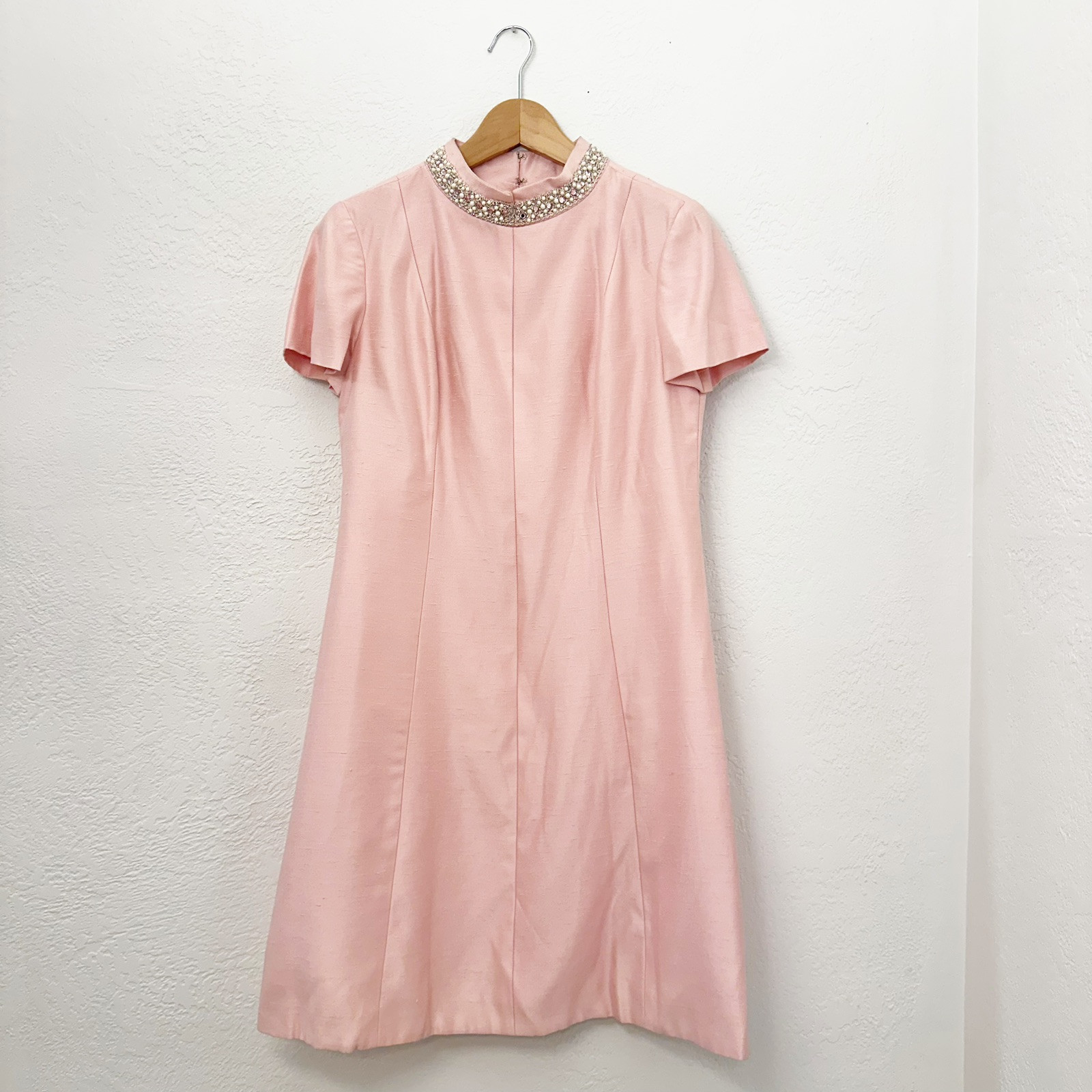 Joseph Magnin 1960s Light Pink Mid Mod Dress – Union Made – Embellished