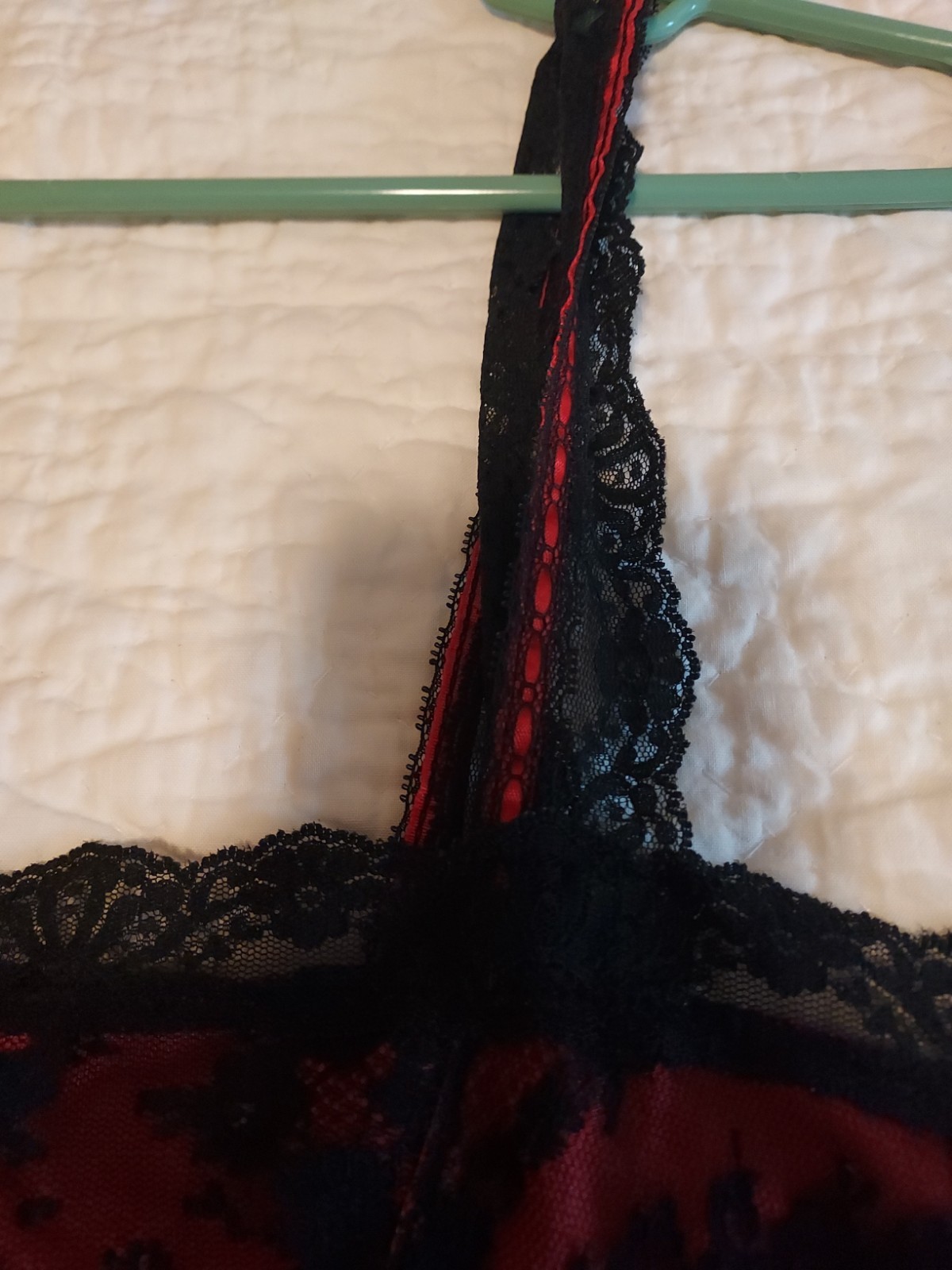 Vintage Plus Size Women&rsquo;s Teddy Lingerie 1X – 2X (see measurements) black + red