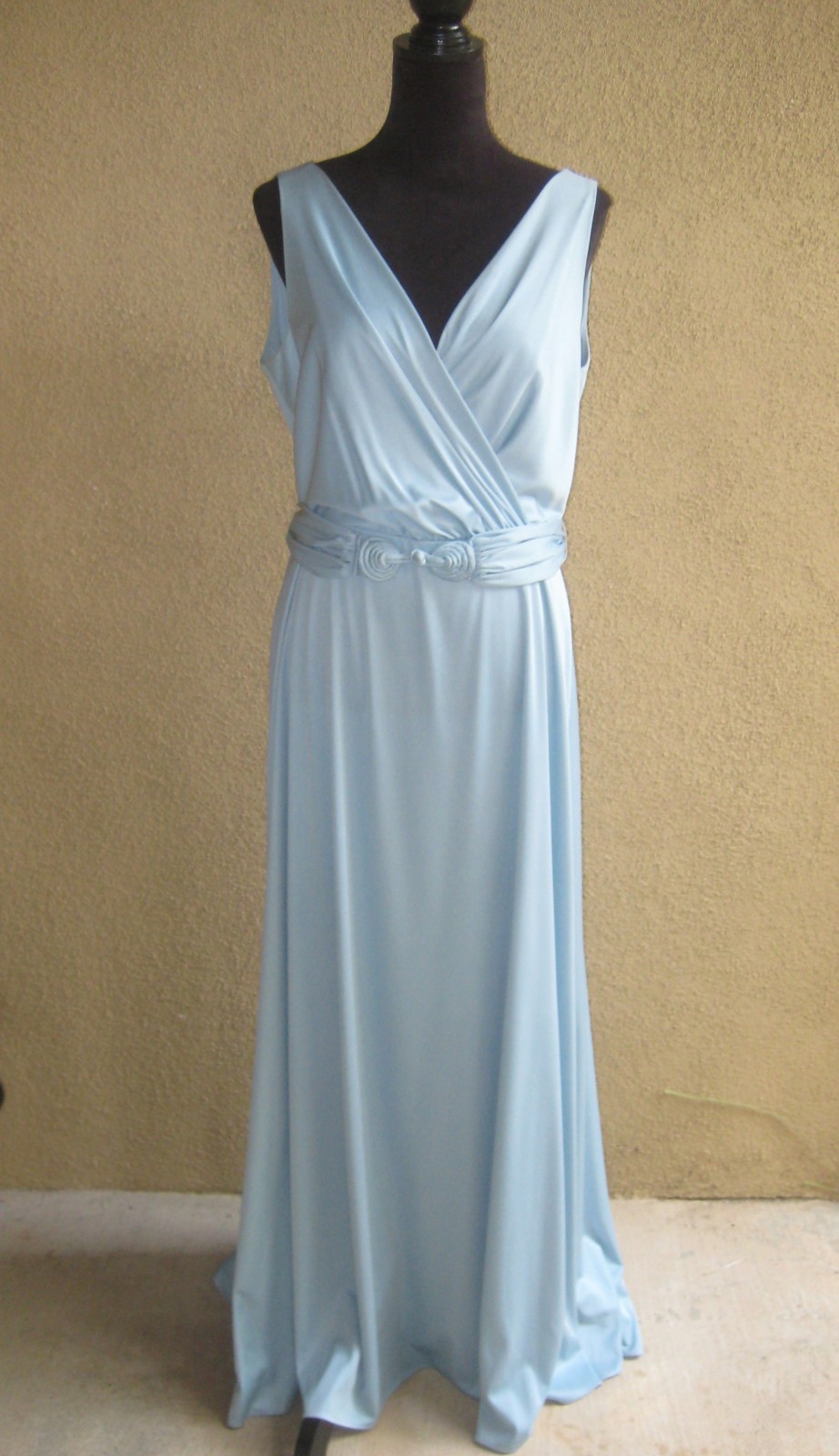 Vintage Lillian&rsquo;s 70s light blue jersey faux wrap sleeveless belt long gown 16