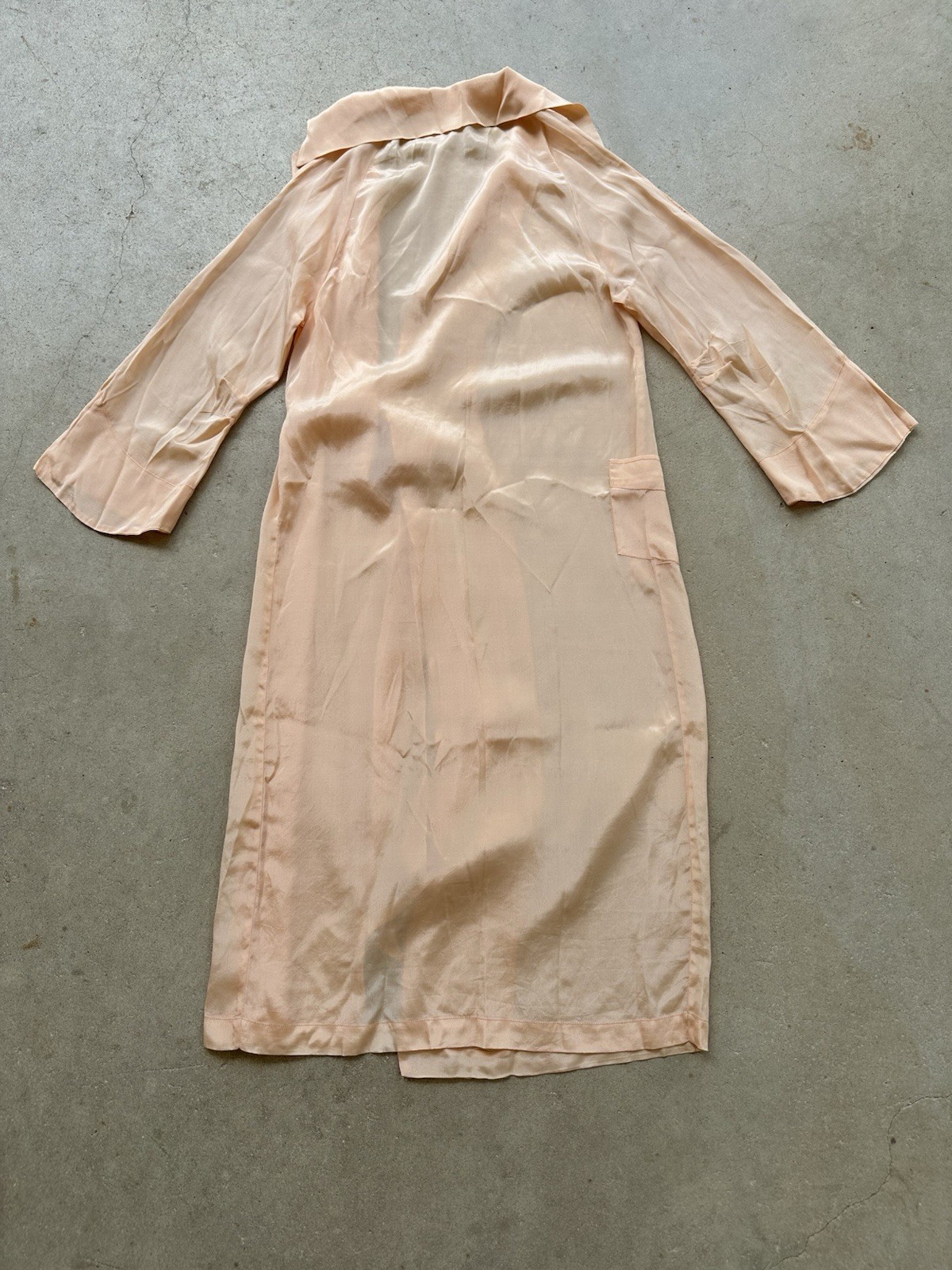 1930s 40s Peach Rayon Satin Robe Art Deco Wrap Boudoir Dressing Gown S Vintage