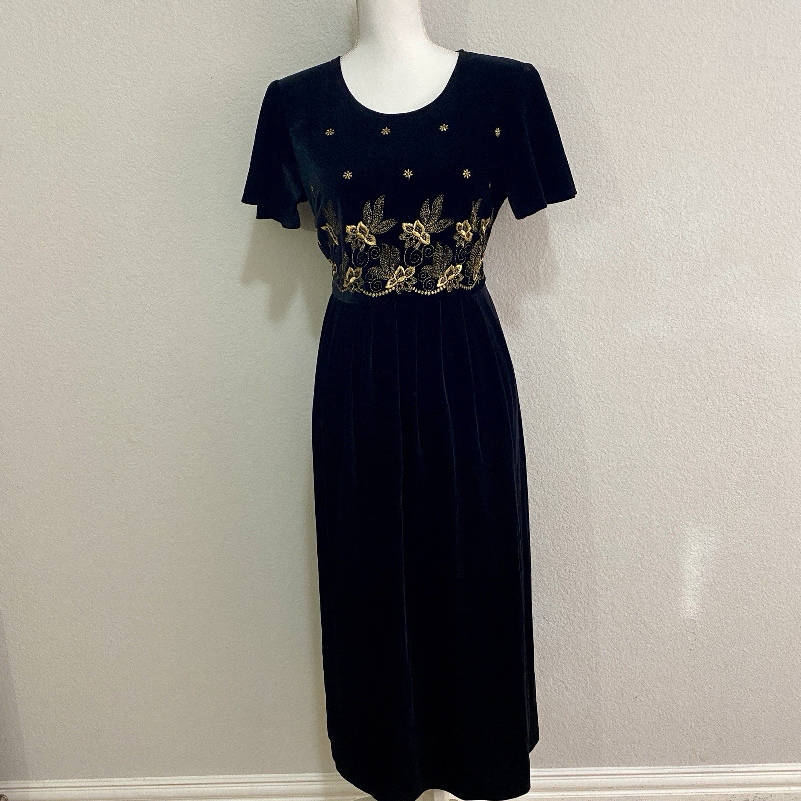 Vintage 90s Another Thyme Black Velvet Gold Embroidered Maxi Dress Petite 10P