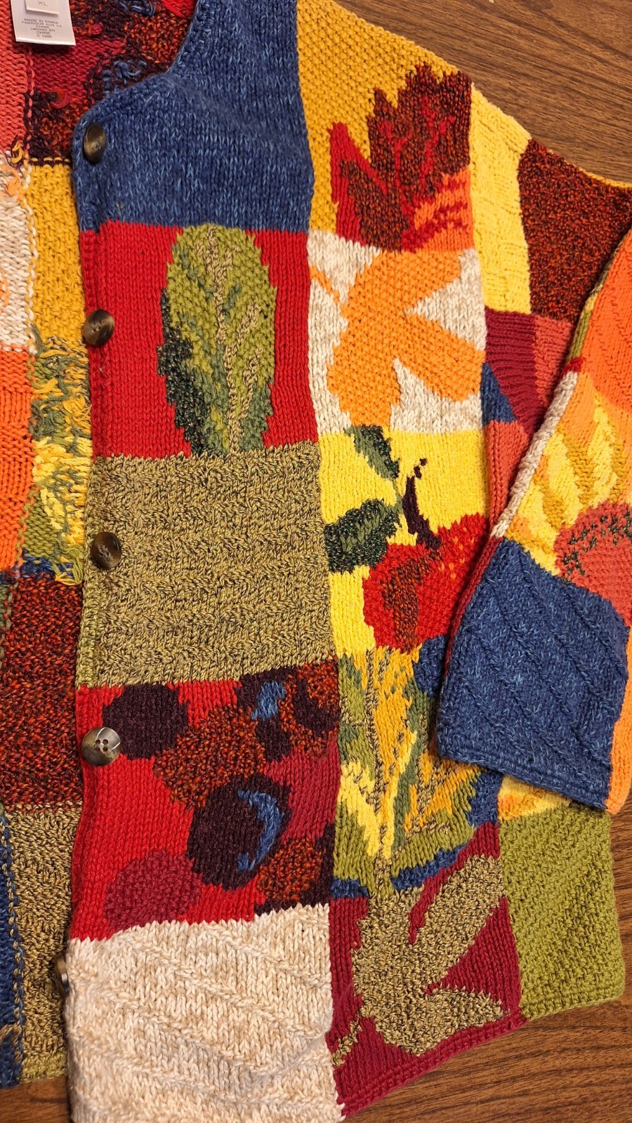 1990s Susan Bristol Patchwork Fall Apples Leaves Sunflower Rainbow Cardigan XL