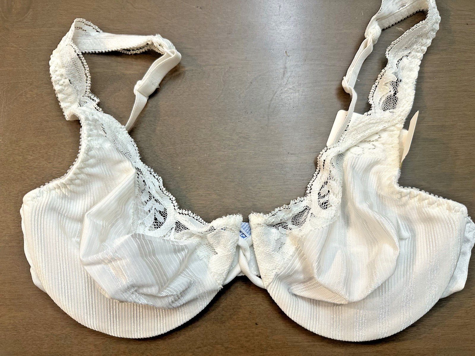 Vintage 90&rsquo;s WARNER&rsquo;S #1577 Bright Shine White Underwire Bra 36C NWT
