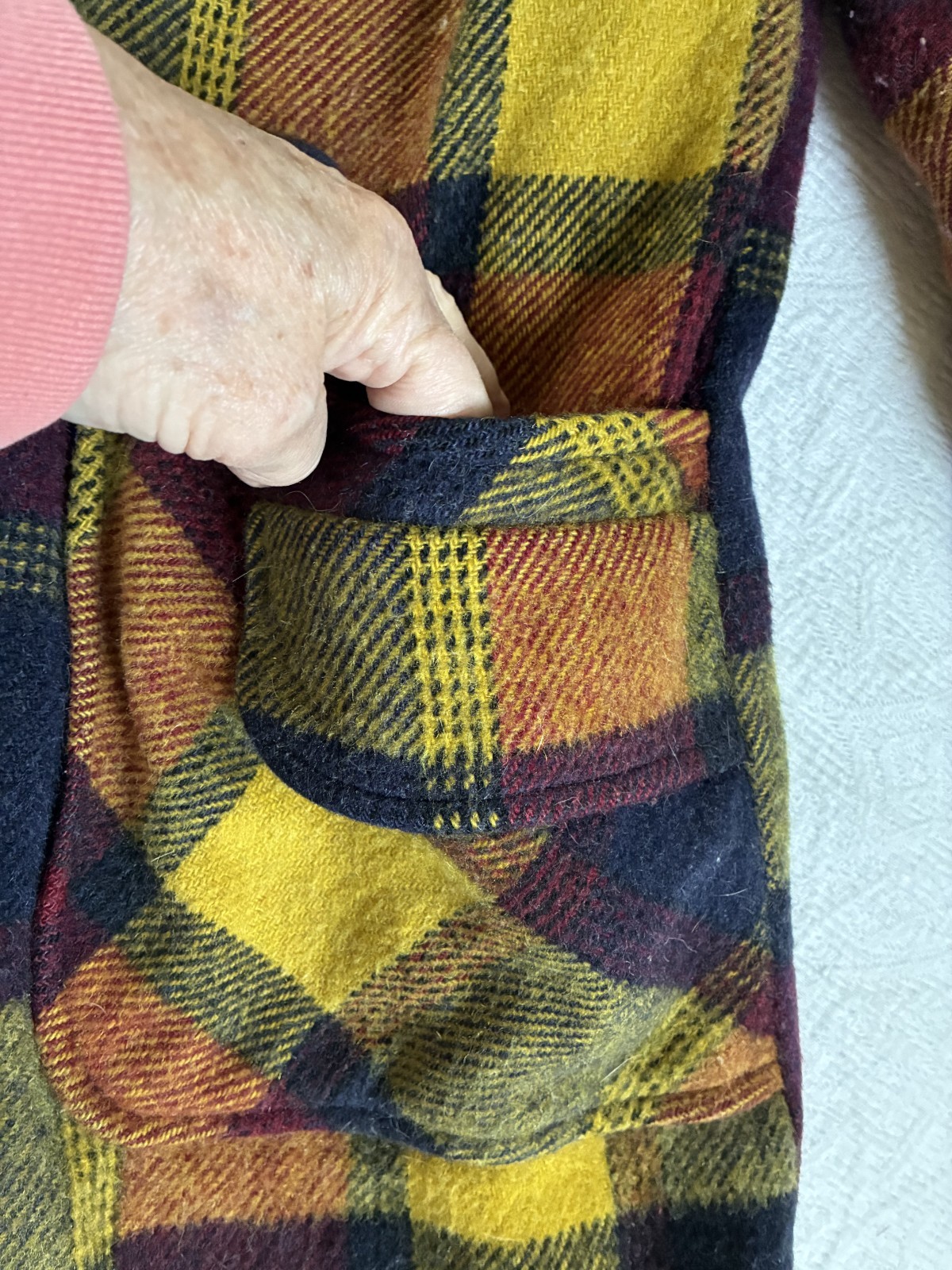 1960s Wool Swing Jacket Quilted LIning Fall Plaid Colors Juli de Roma (No Label)