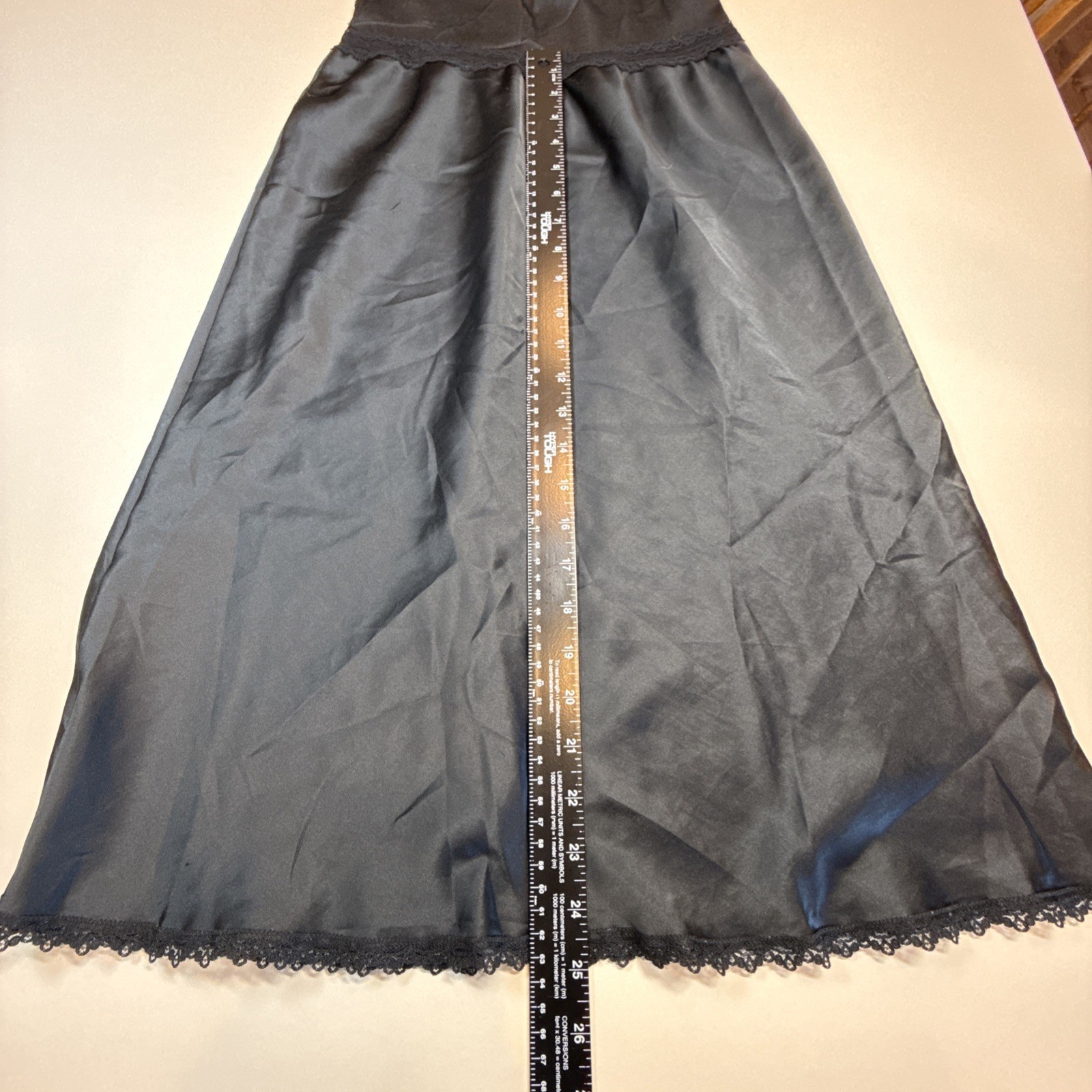 Vintage 1980s Maidenform « Something Special » Black Full Slip Size 32 USA Union