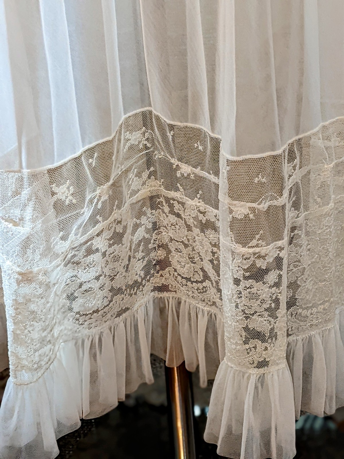 Gorgeous Sheer Lace Bodice & Bottom w/ Soft Pleated Skirt Very Sheer Size S
