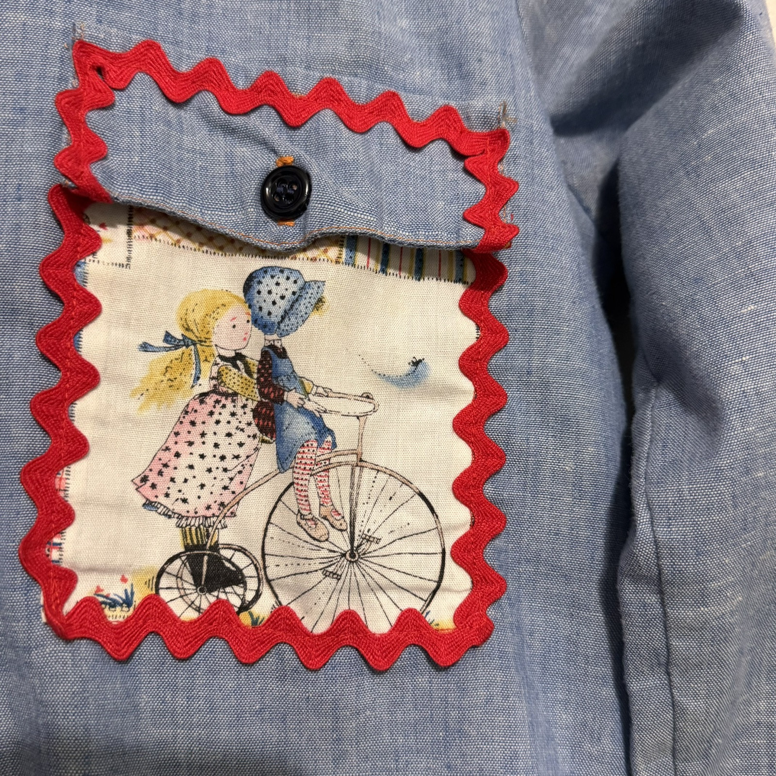 Vintage Holly Hobbie Chambray Button Down Shirt Size Small Towncraft cottage