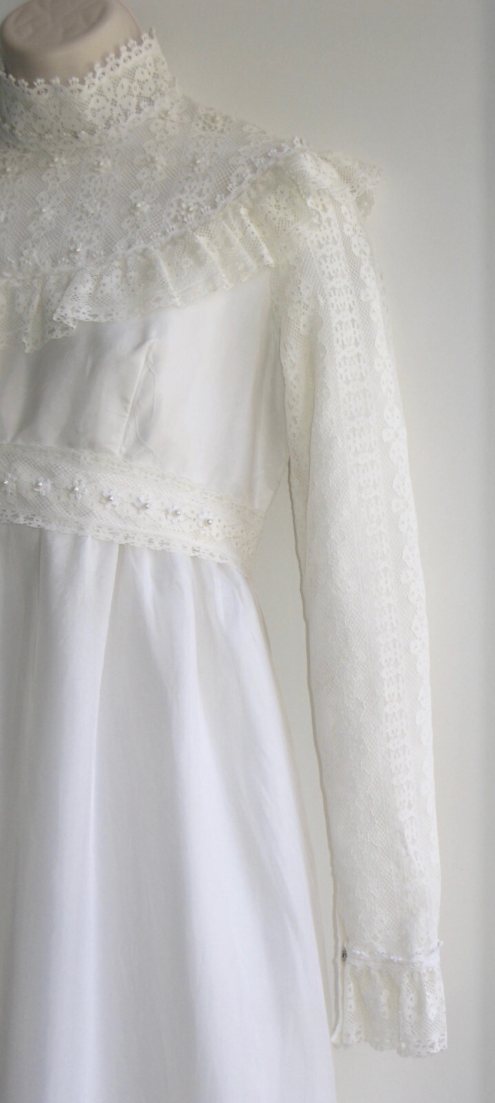Vintage 1973 Prof.-Made Prairie-Style Lace & Chiffon Wedding Dress w/Train, S