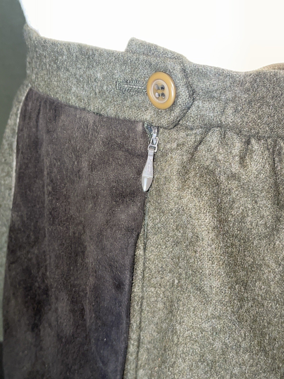 Vintage Austrian Wool Jacket Skirt 2 Piece By Geiger Tyrol Green/Black Size 40
