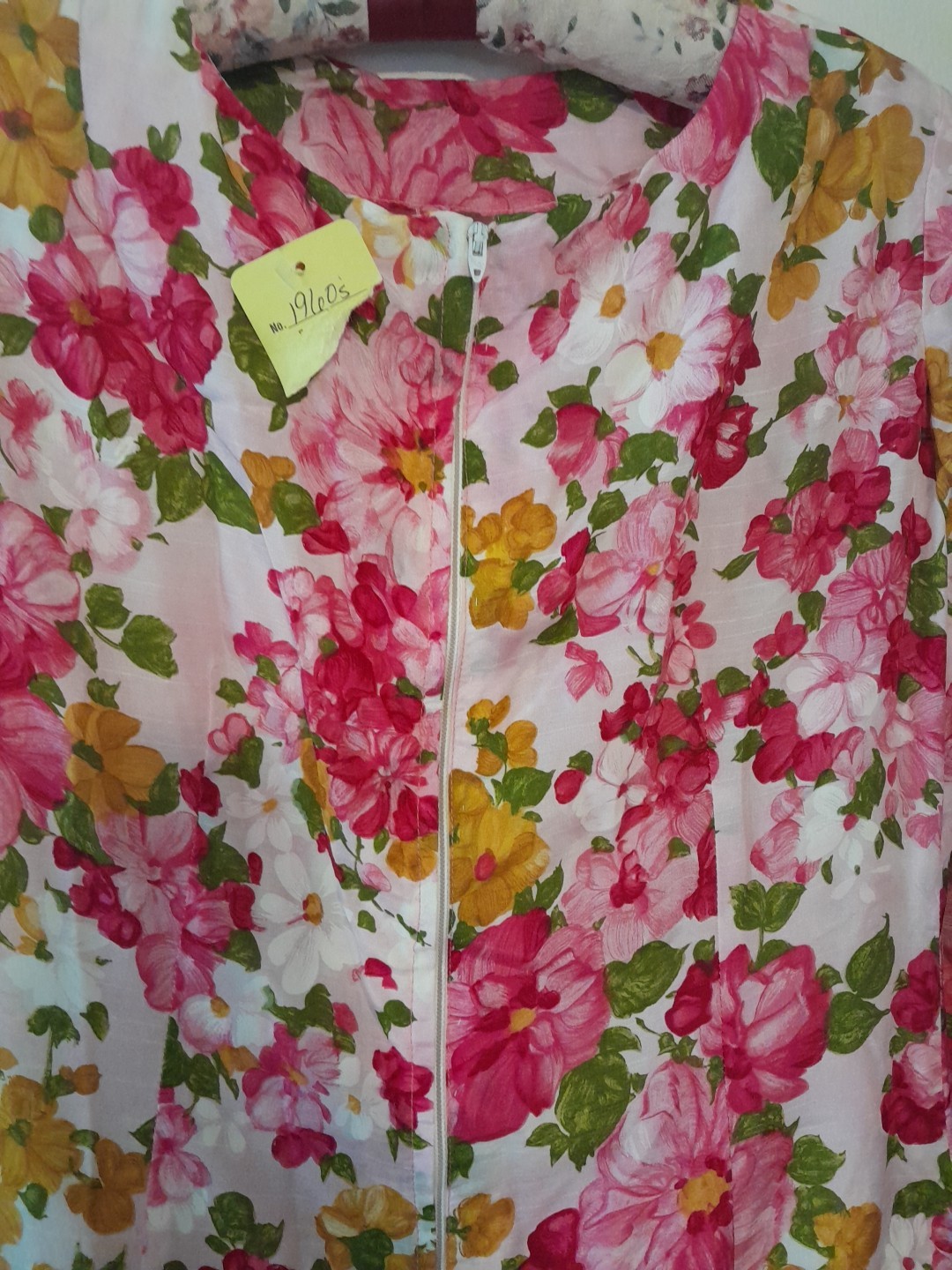 1960s Women’s Floral Below Knee Cottage Core Dress. Pit To Pit 19&Prime;/medium.b33