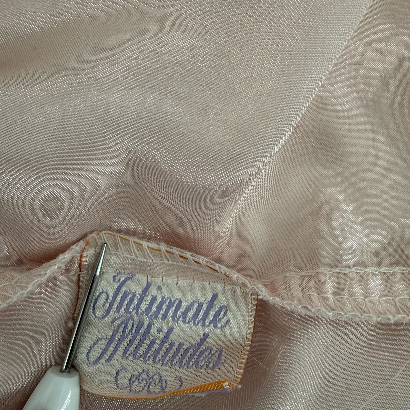 Vtg 80s Intimate Attitudes Plus Size 3X 4X Pink Satin Lace Nightshirt USA 3142