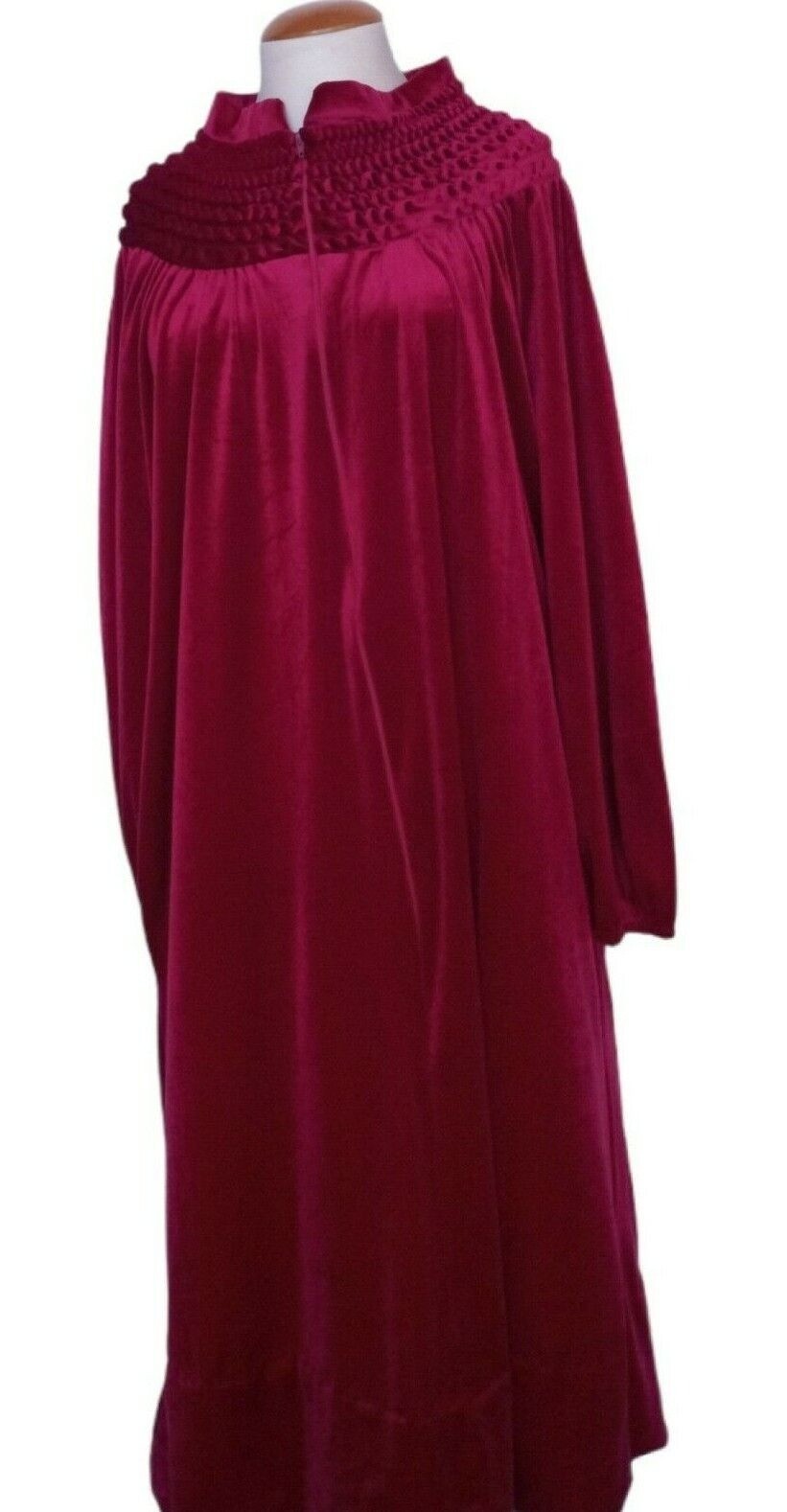 Vintage Caftan Robe House Coat Red Velour 38/40 Made In USA Pocket It&rsquo;s A Charm