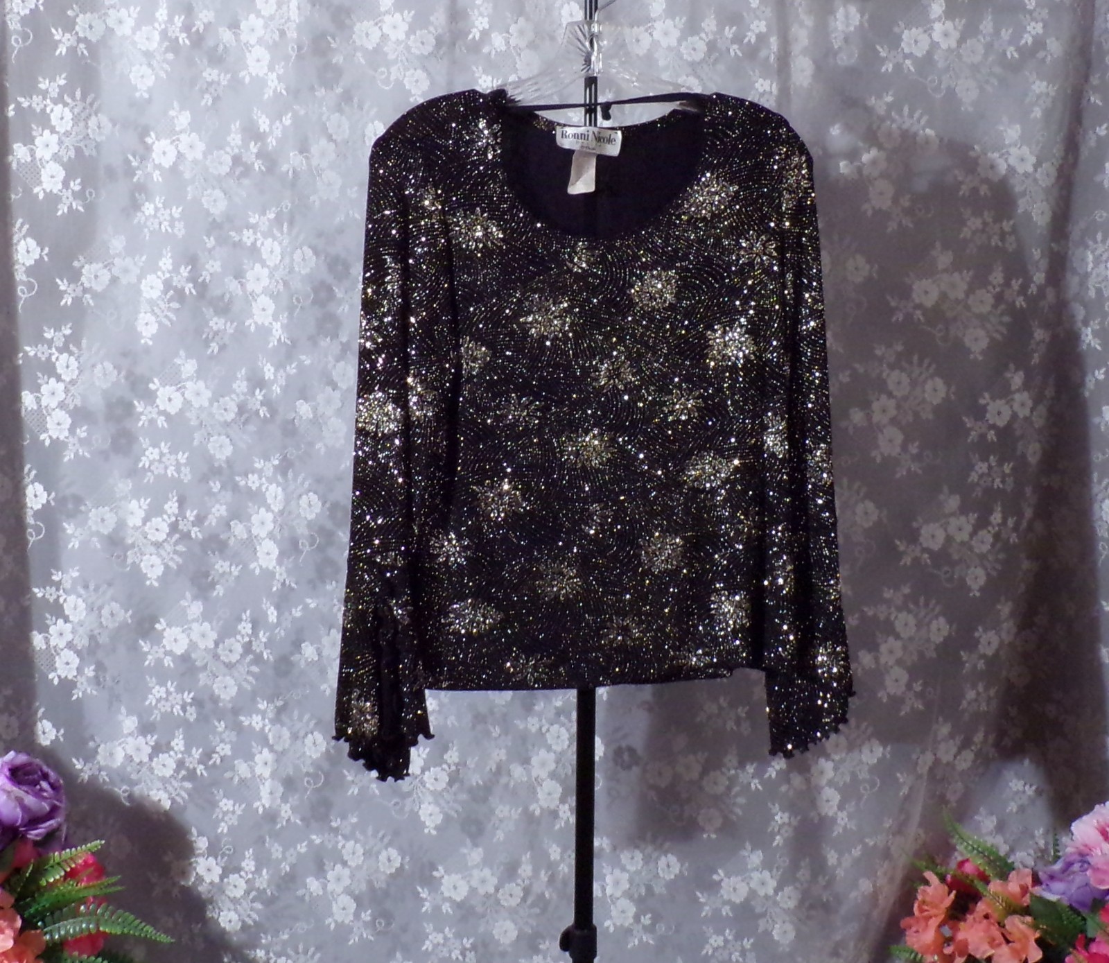 Vintage Black & Gold Floral Top Size Petite Small 2000s Bell Sleeve Whimsigoth