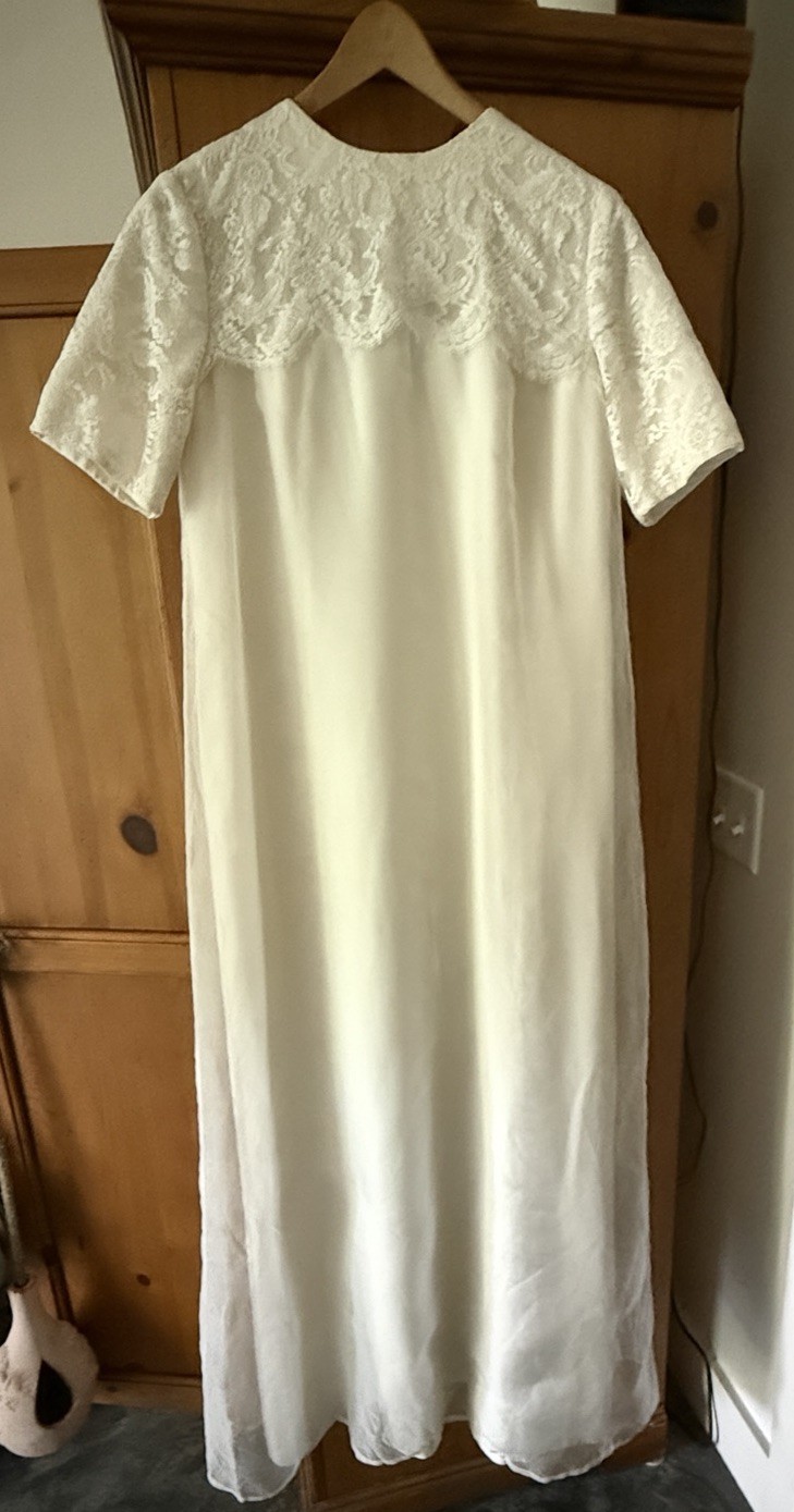 VTG 1960s Ivory Wedding Dress Lace Yoke Sheath Column Bridal Gown Slender M 6-8