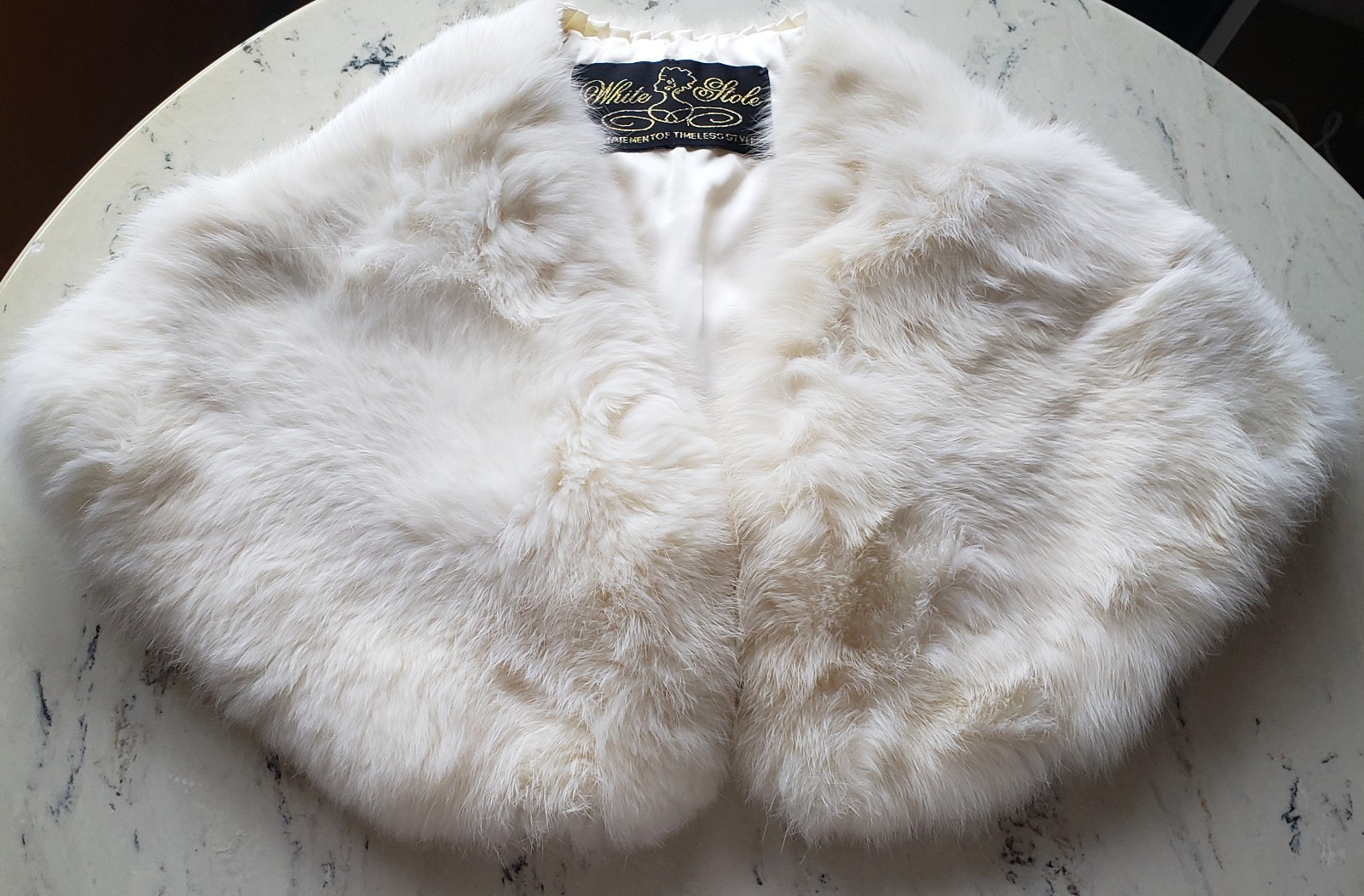 WHITE STOLE &lsquo;Princess&rsquo; Ivory Rabbit Fur Shawl | Old Hollywood Glamour (XS-S)