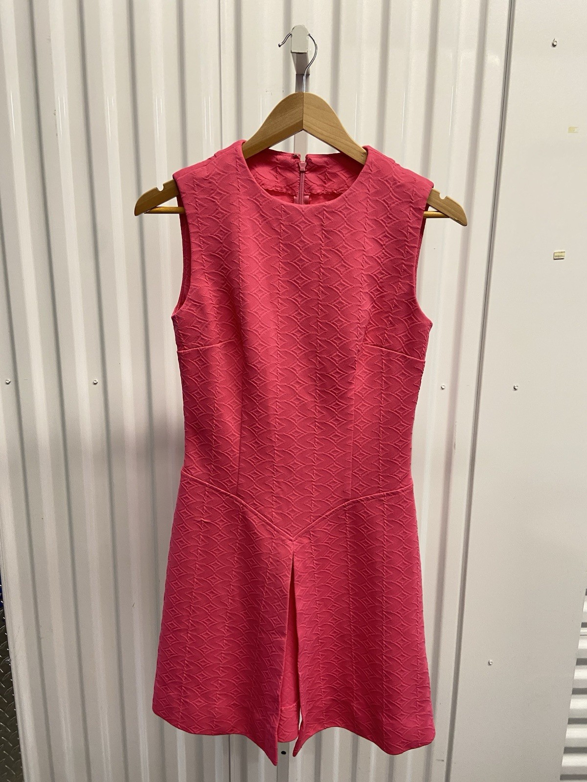 VTG 60s Geometric Sleeveless Open Front Tunic Top Hot Pink Mod Disco Womens S/M