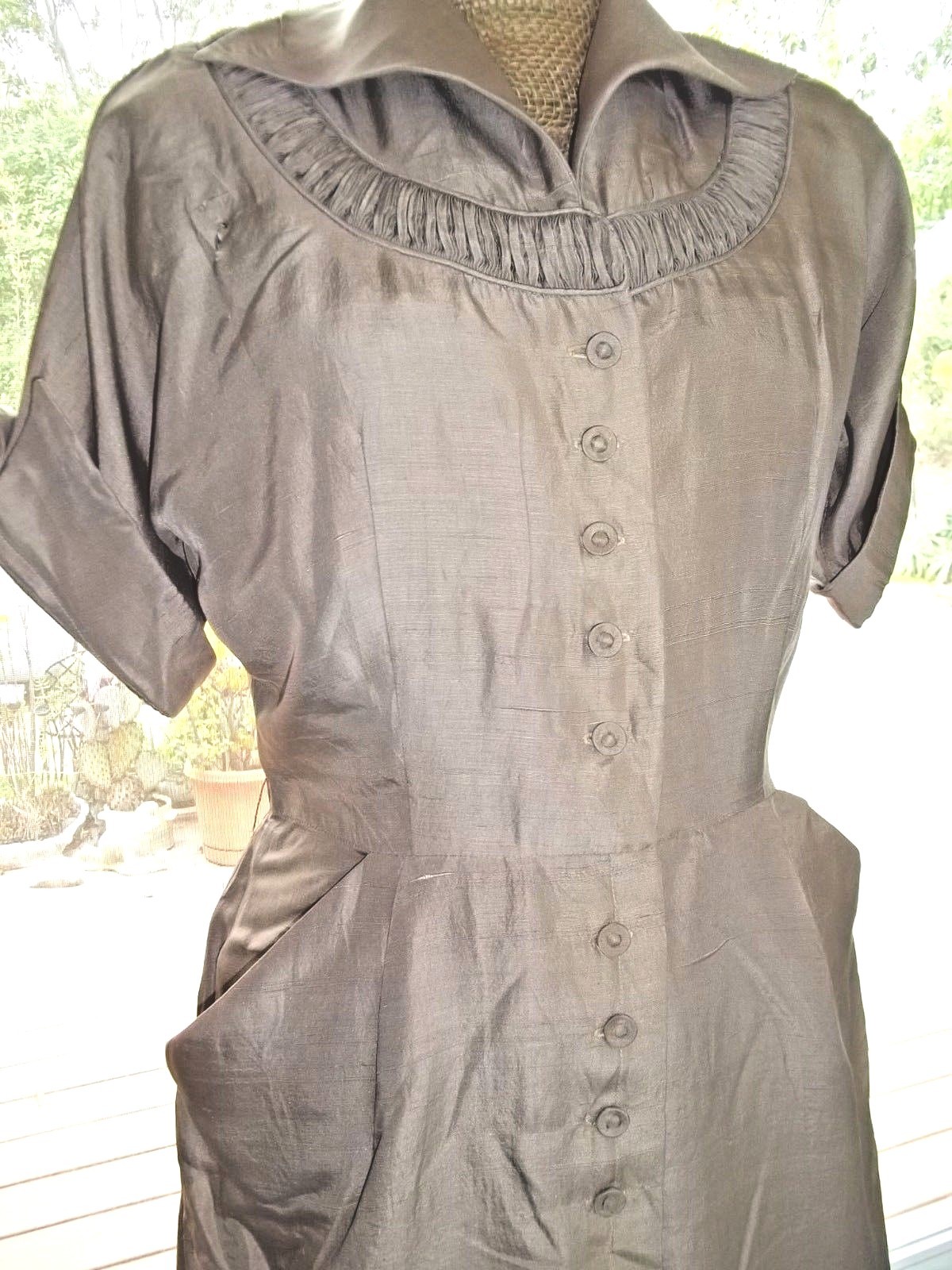 Vintage 1940&rsquo;s Tan Smock Front Work Dress Wing Collar + Cuffs Emile NY as-is