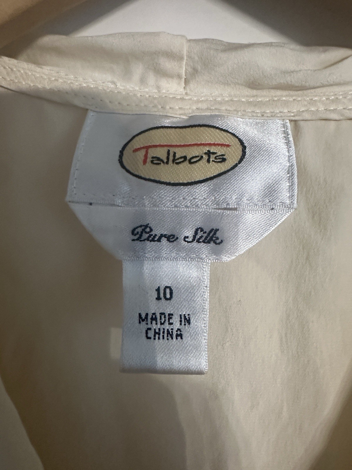 Vintage Talbots 100% Silk Pleated Blouse Shawl Collar Cream Cap Sleeve Size 10
