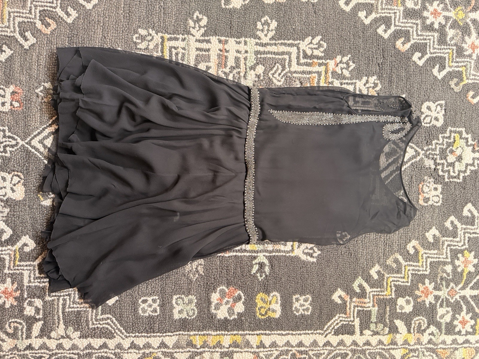 1920s Silk Chiffon Flapper Gown – Trompe L&rsquo;oeil Bead Bow W provenance – Medium