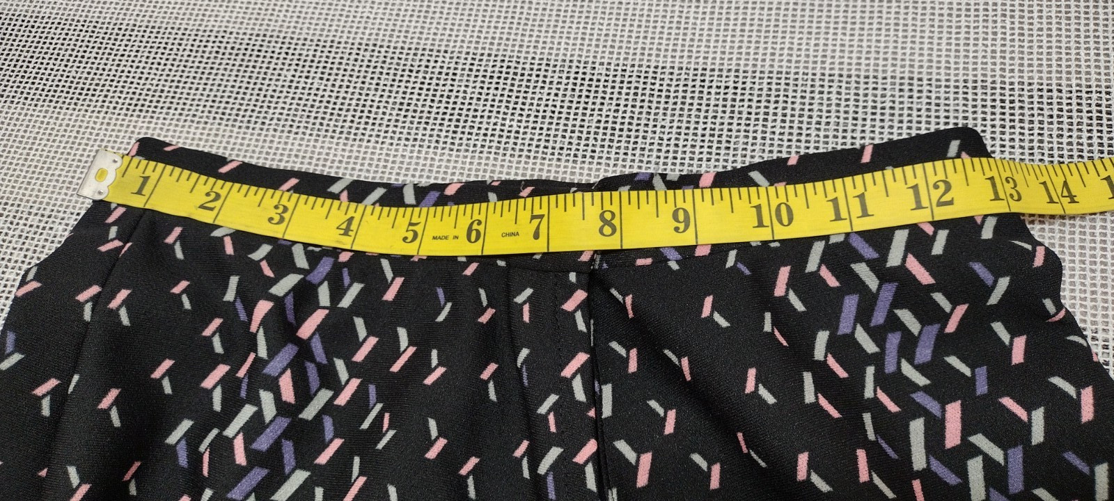 Black Maxi Skirt Geometric Rainbow Pastel Colorful Small 26 Waist VINTAGE