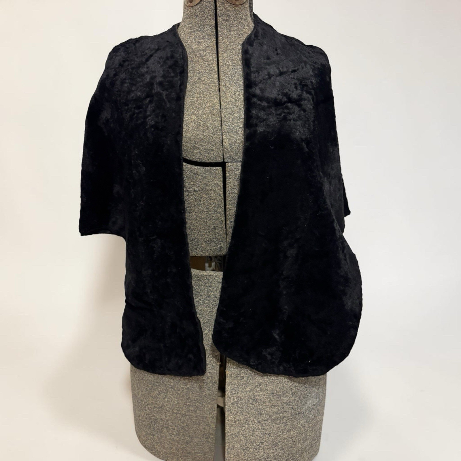 Antique 19thC Victorian Mourning Blouse Bodice Velvet Capelet Funeral Clothing
