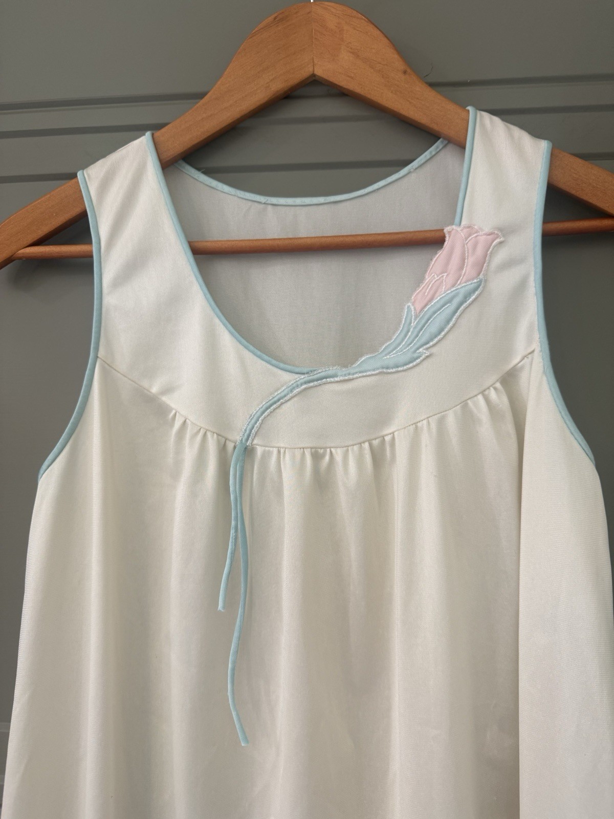 Vintage Lorraine Floral Nightgown Short Ivory Flower Chemise Nylon S Small