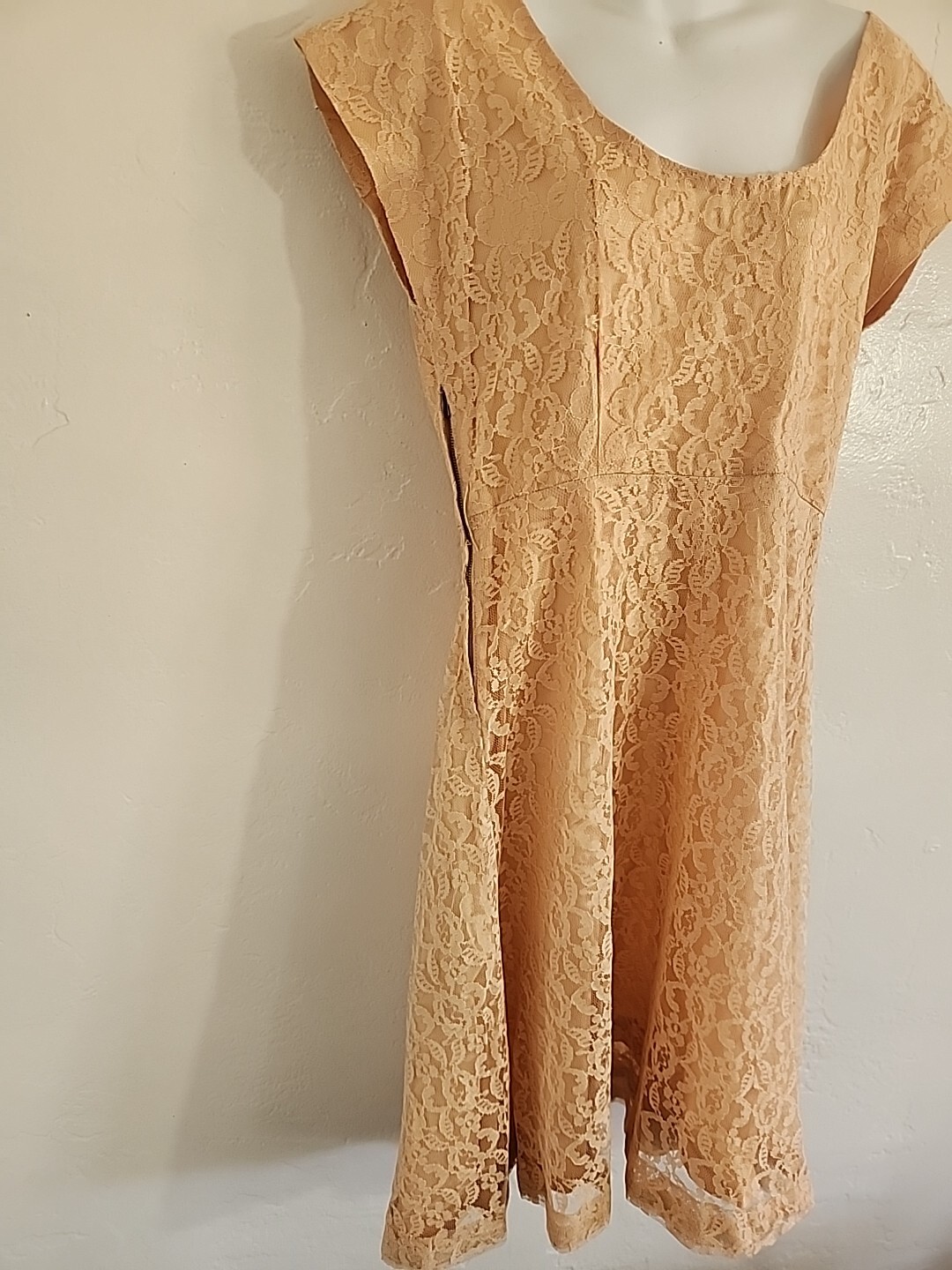vintage 1950&rsquo;s lace net fully lined midi dress party med ? peach 40&rsquo;s 50&rsquo;s
