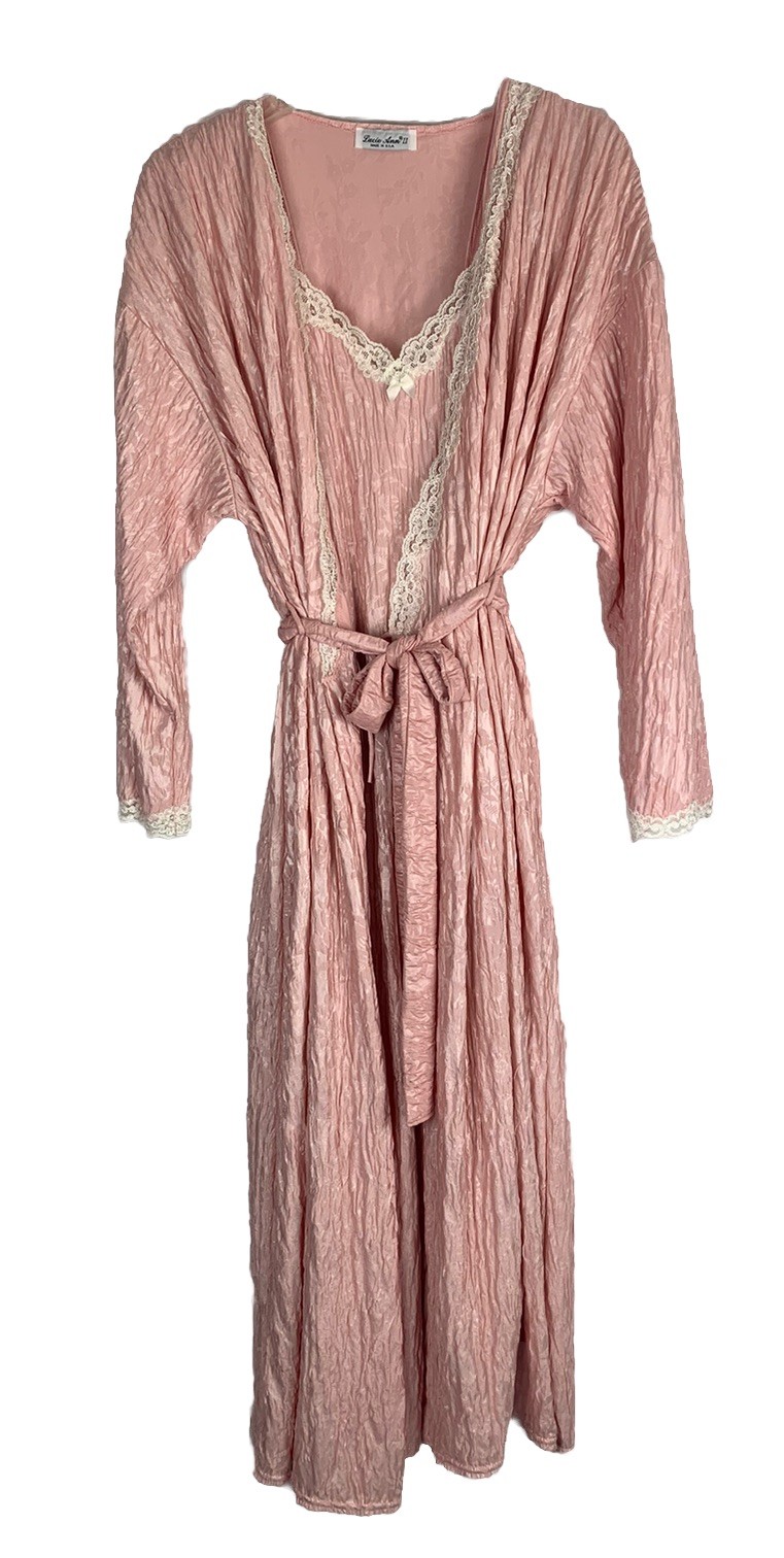 Vtg Lucie Ann Gown & Robe Set Pink Shimmer Crinkle Sz S/M- Made USA