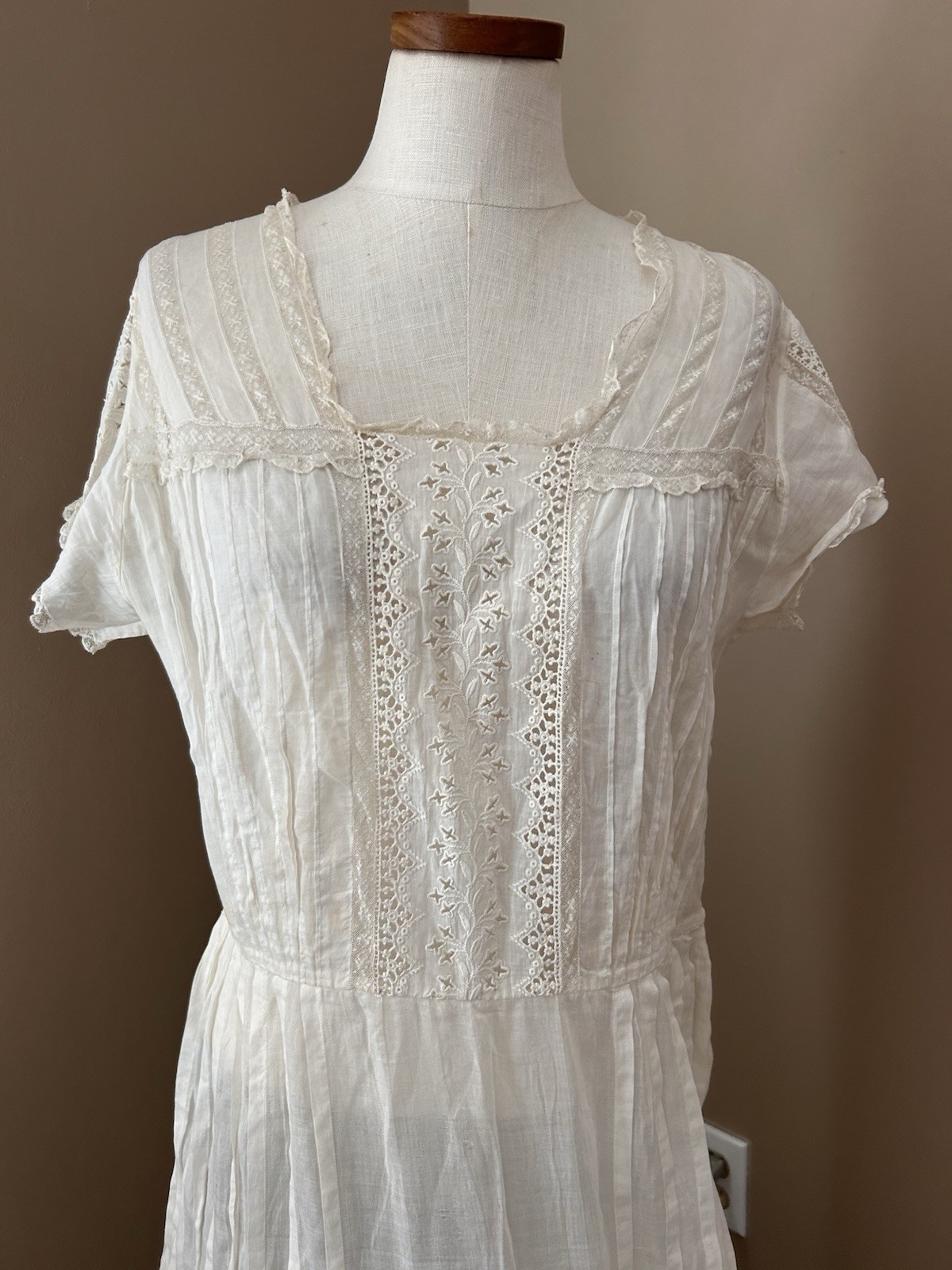 VTG Antique Edwardian 1900’s EMBROIDERED Dress Sz M/L Off White BOHO Wedding
