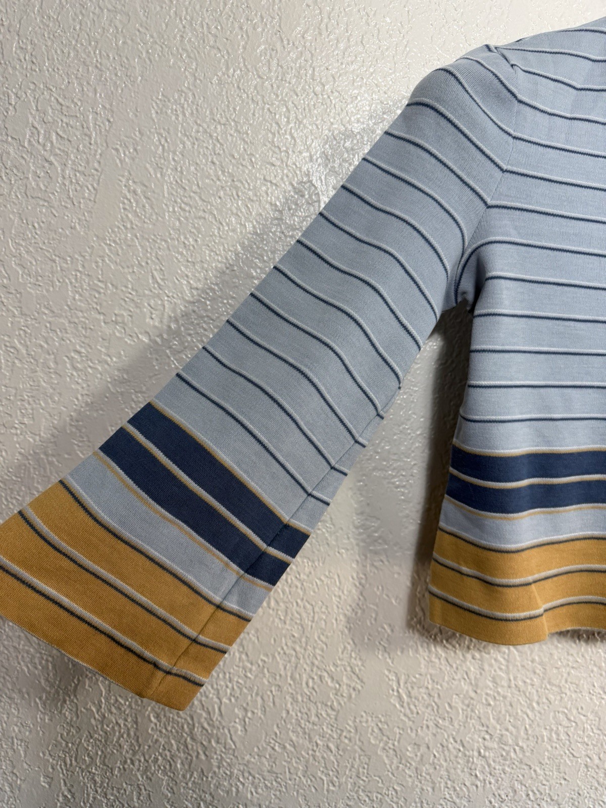 Vintage 60s / 70s Striped V-Neck Bell Sleeve Acrylic Top Hippie Women’s Medium