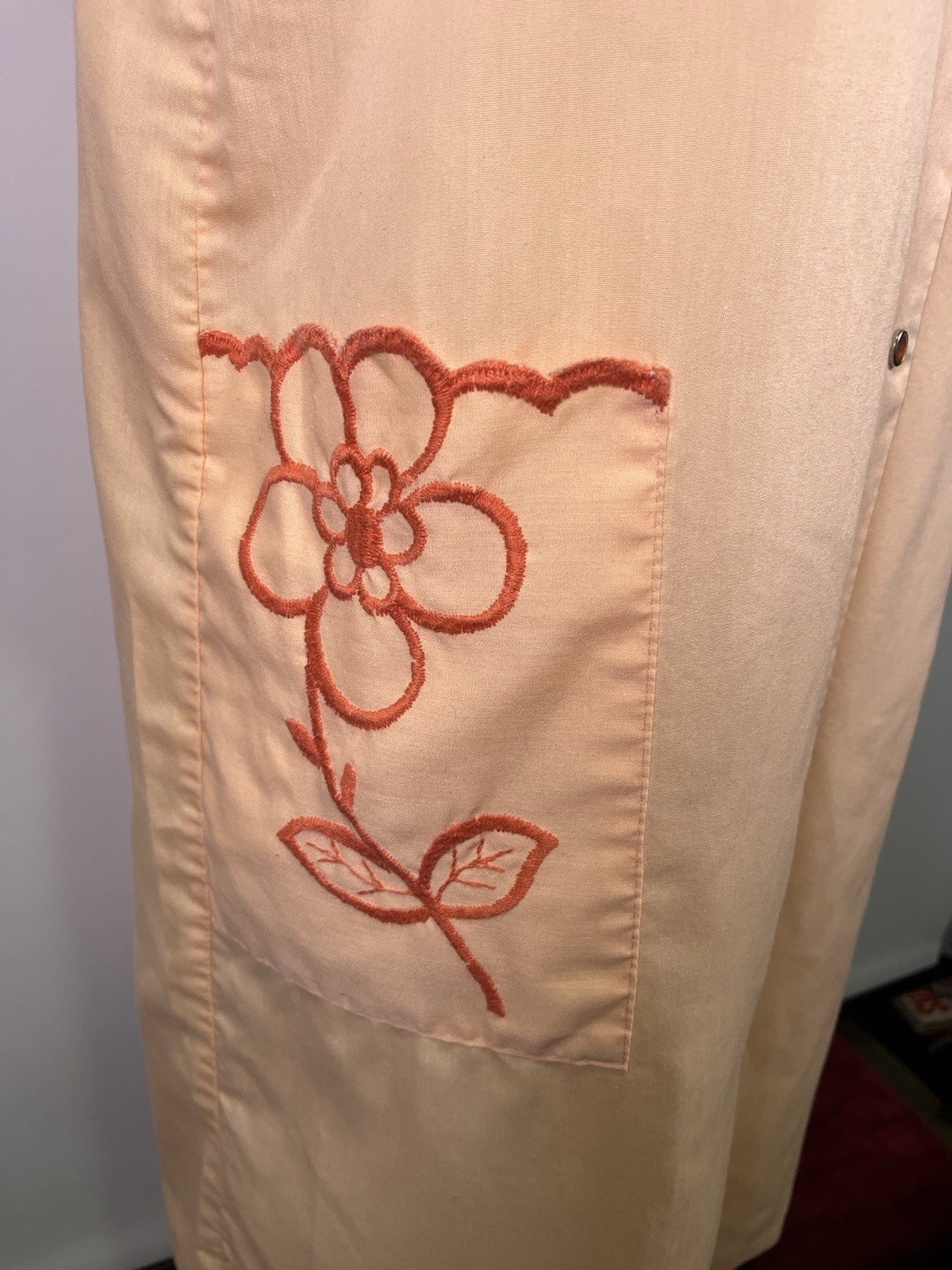 VTG 60s Peach Mid Century Snap Front House Dress Embroidered Housecoat Midi LRG