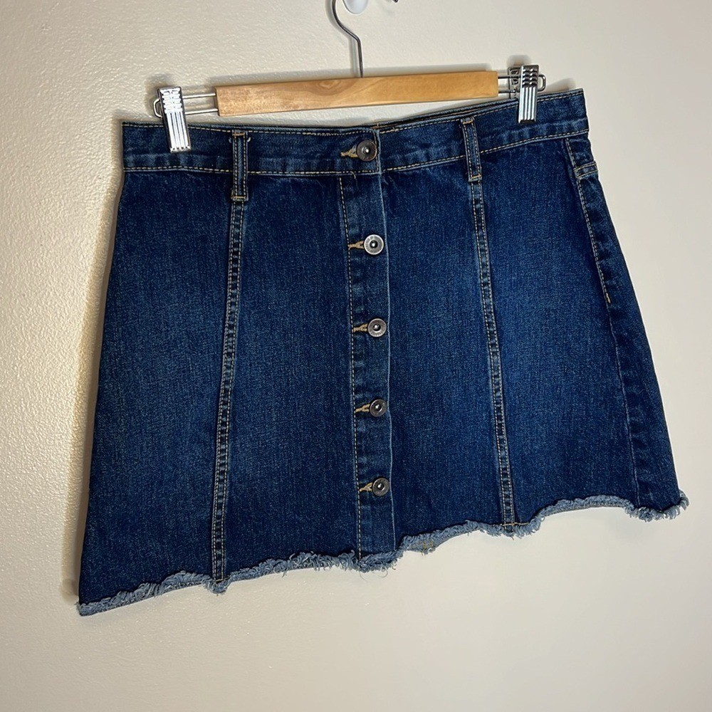 Forever 21 Denim Button-Front A-Line Skirt Size 6