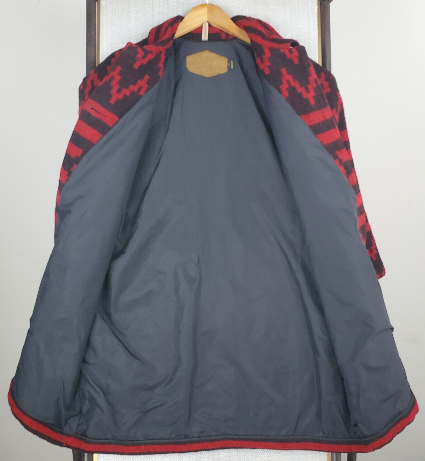 VTG WOOLRICH USA Size Large Womens Wool Aztec Southwest Chore Barn Jacket Coat