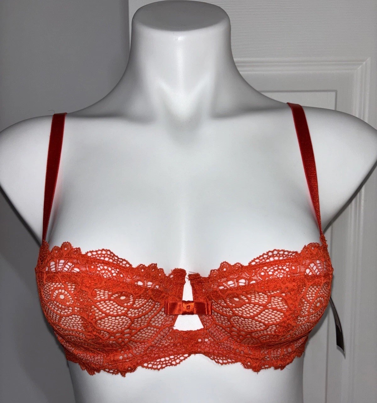 Frederick’s of Hollywood Y2K Orange Lace Balconette Bra NWT 32C Unlined Vintage