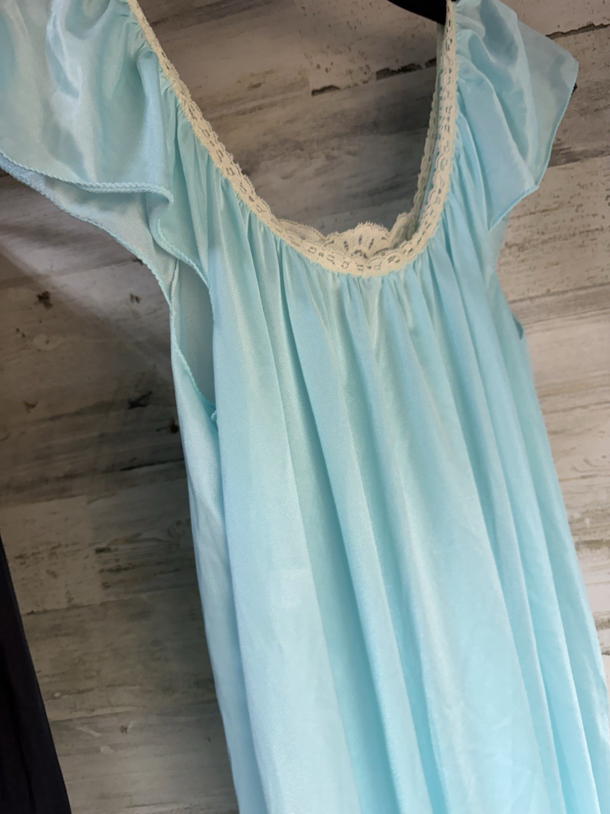 VINTAGE KAYSER LONG FULL BUST NYLON & LACE TRIM NIGHTGOWN, MED-BUST 40