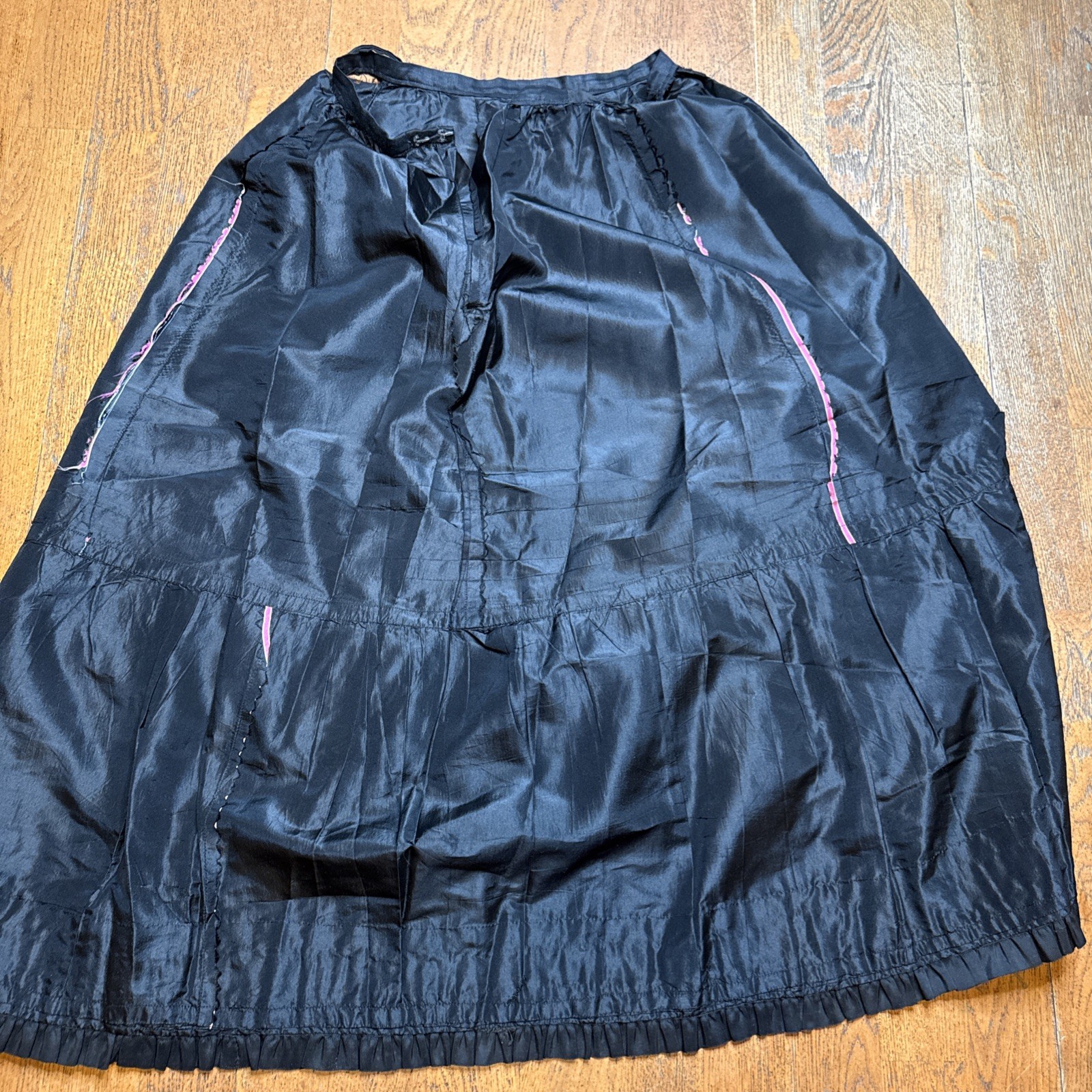 Antique Victorian Wounded Bird Silk Taffeta Petticoat – Pink Selvage – c. 1890