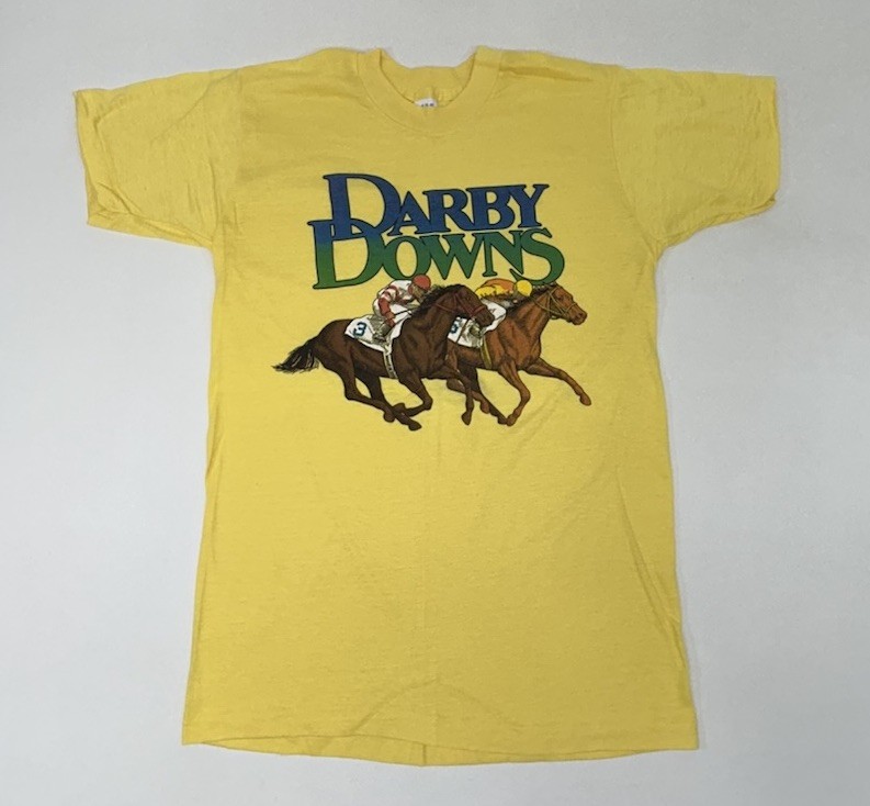 Vintage 1980s Single Stitched Darby Downs Horse Racing T-Shirt Size M (38-40)