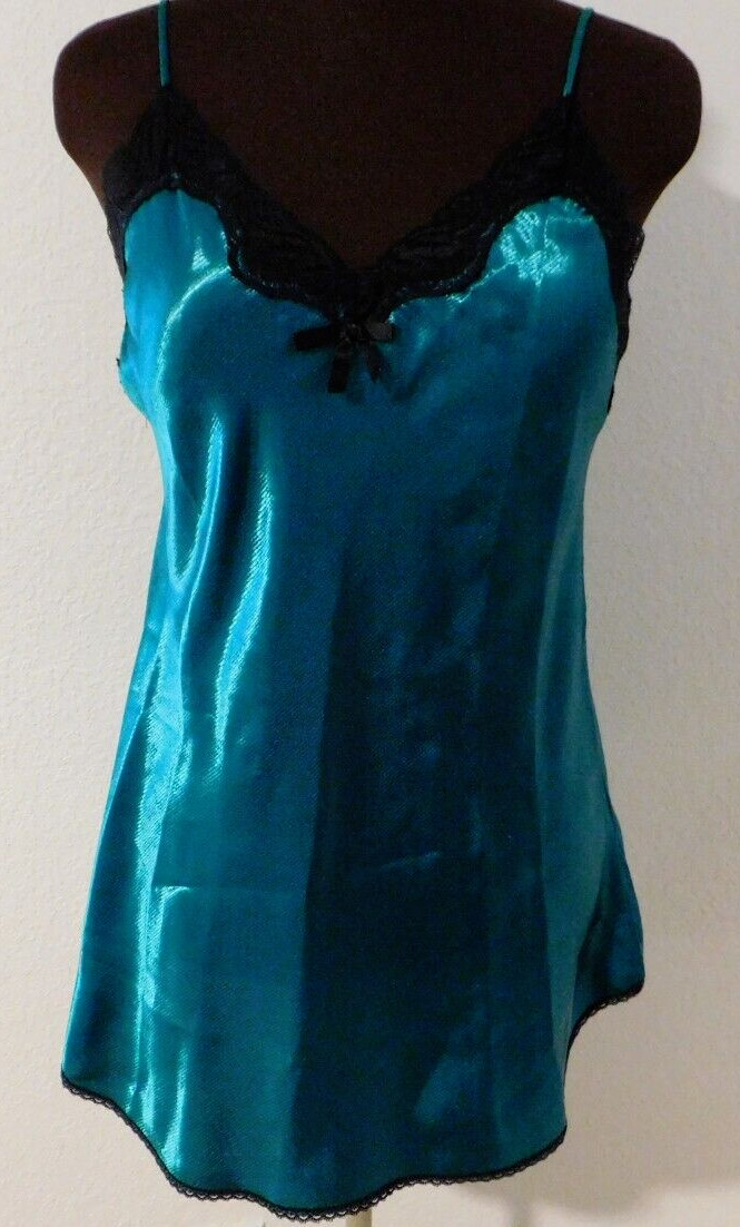 Lady Cameo Emerald Green Satin Nightgown w/ Lace Trim Women&rsquo;s Size M Vintage