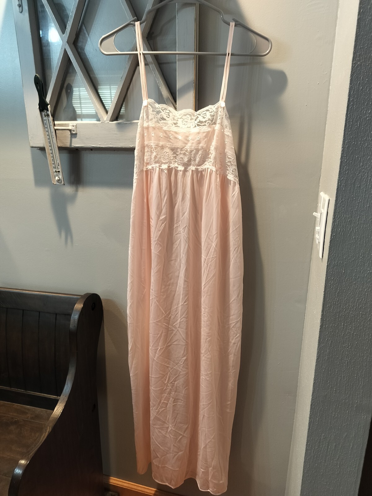 VINTAGE PINK LONG NIGHT GOWN WITH WHITE LACE TOP & ROBE MADE IN USA LARGEW16 W16