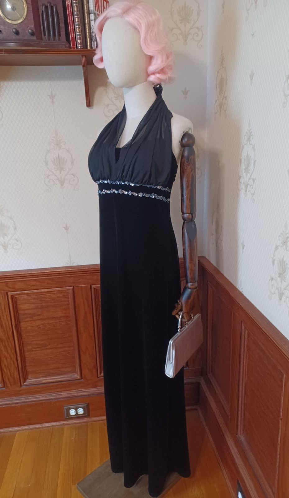 Vintage 1990s Y2K Jump Brand Black Velvet Gothic Old Hollywood Glamor Prom Dress