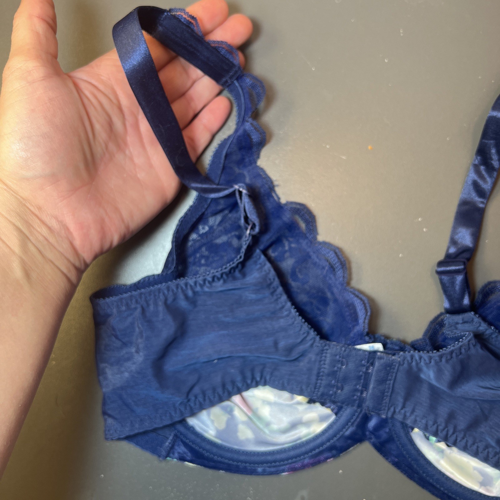 Vintage Chantilly Maidenform Bra 36C Wired Unlined No Pads Floral W/ Blue Lace