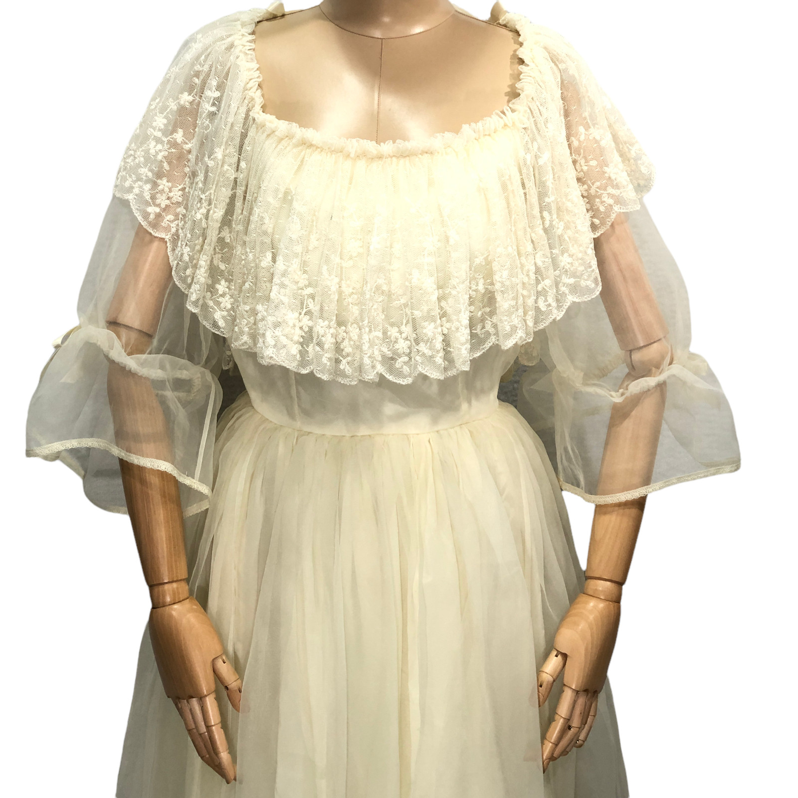 Hamilton Colonial Style Vintage Handmade Wedding Dress Organza Full Skirt Lace