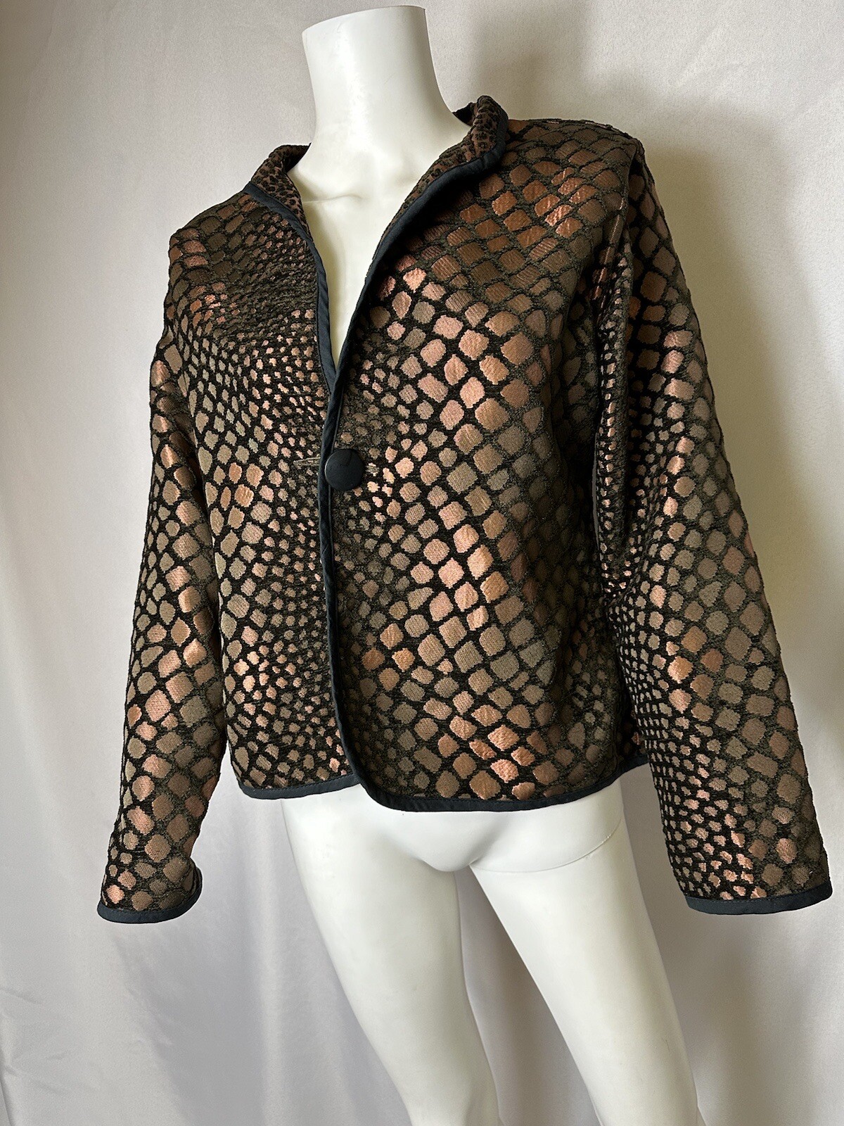 STUNNING VINTAGE REVERSIBLE BLAZER No Tag Pit To Pit 19 Blk & Copper