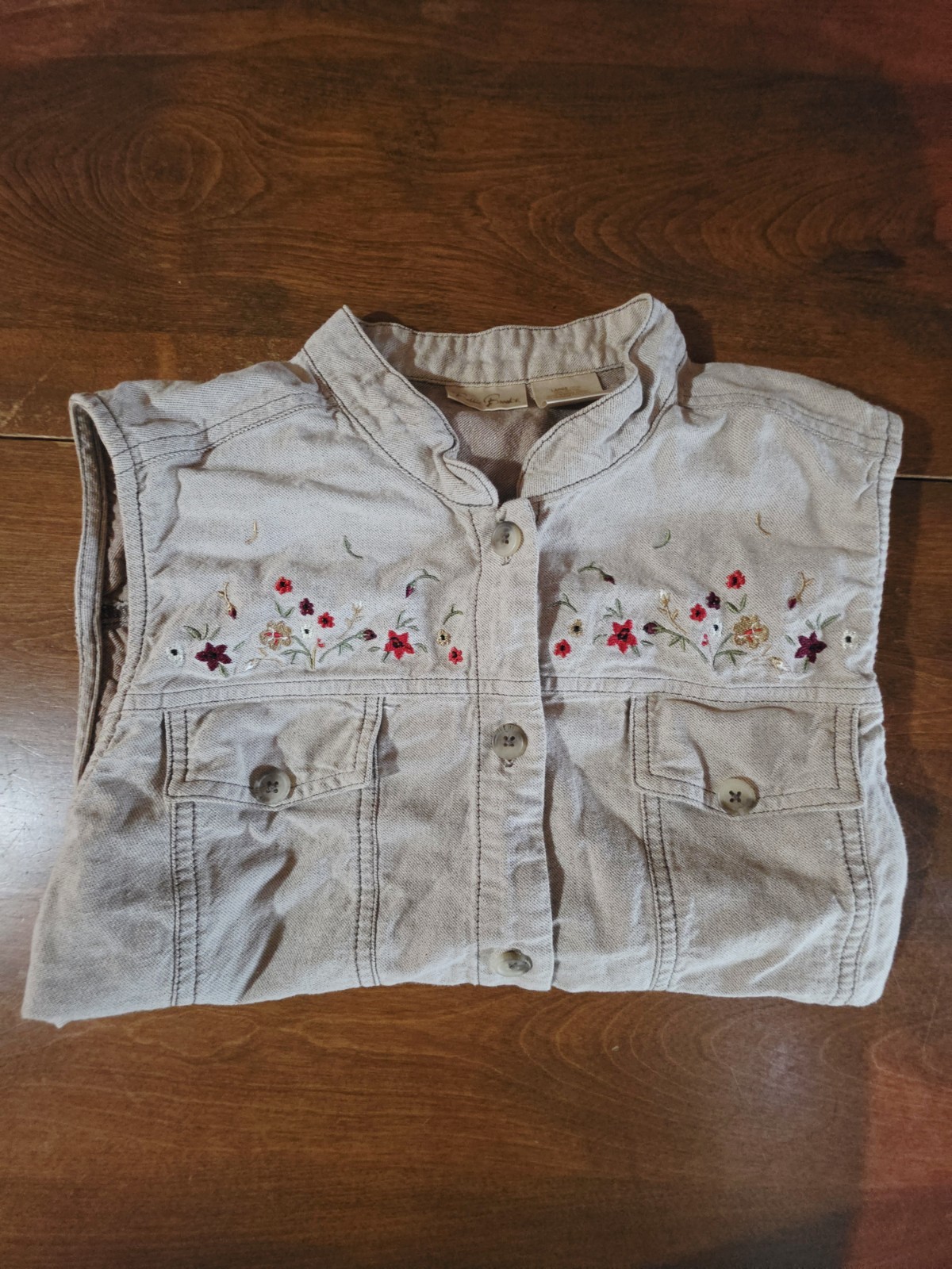 VTG Bobbie Brooks Large Sleeveless Button Up Top Khaki Tan Floral Embroidered