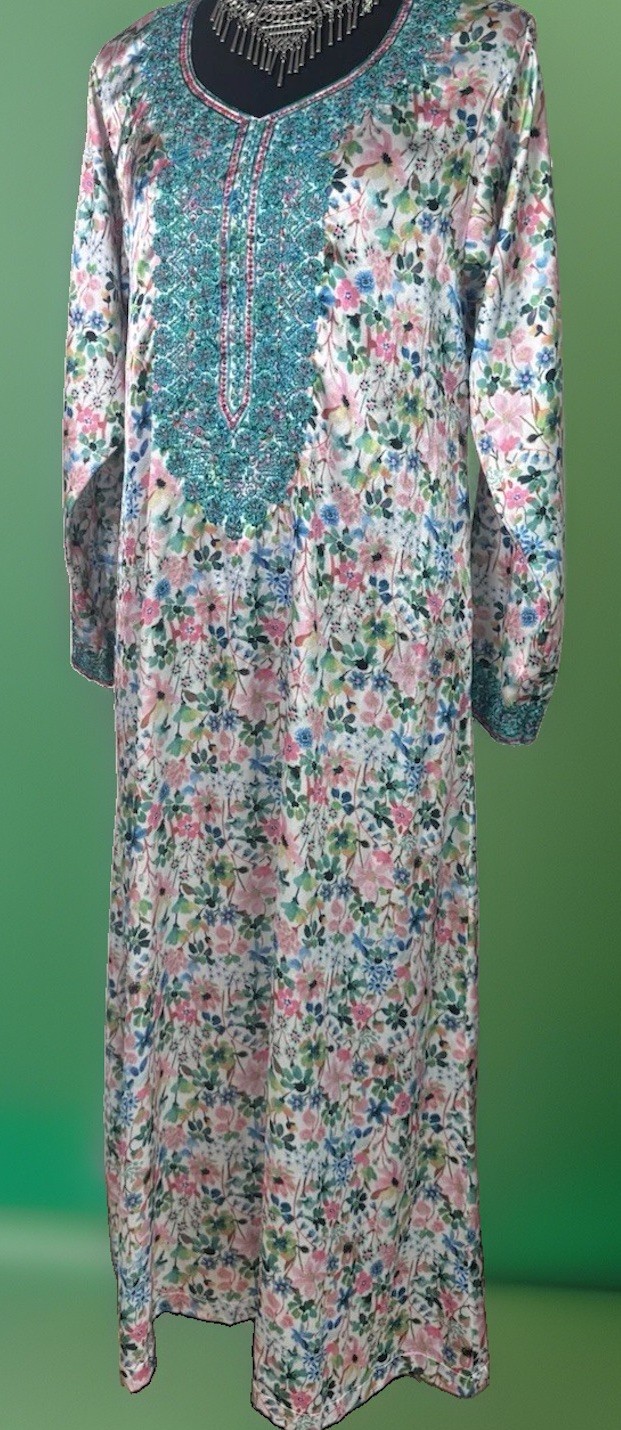 Vintage Embroidered Satin Caftan | Boho Hostess Gown | Glam Duster | Resortwear